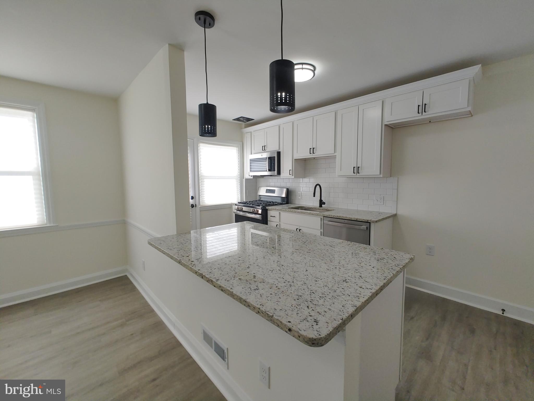 EDNOR GARDENS - LAKESIDE - Residential