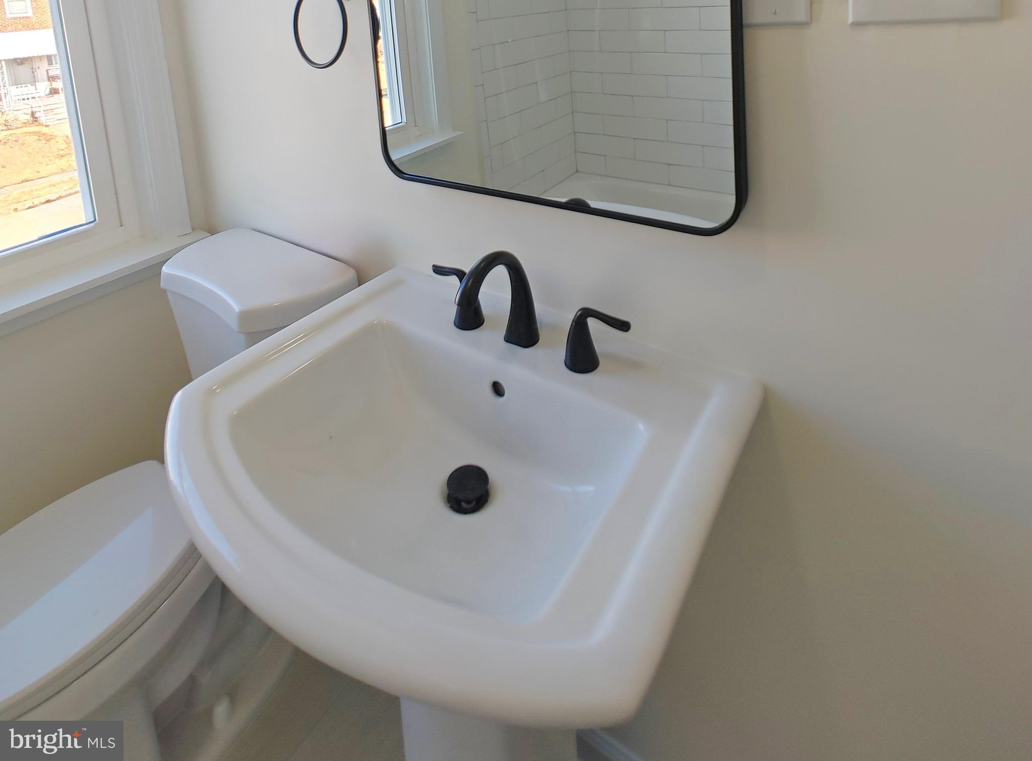 EDNOR GARDENS - LAKESIDE - Residential