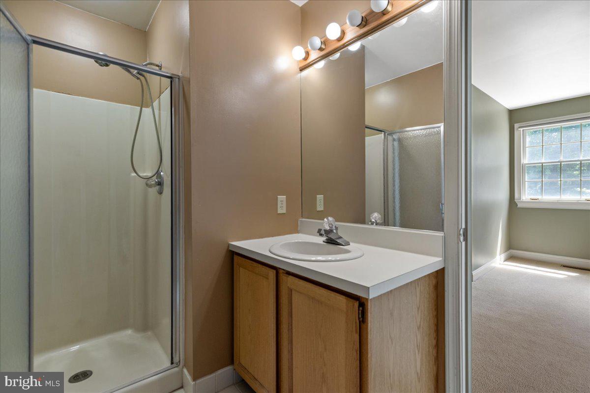 NON AVAILABLE - Residential