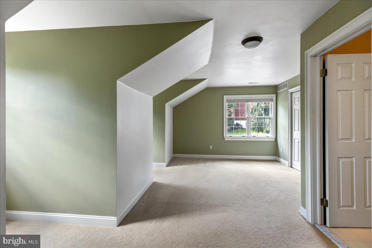 NON AVAILABLE - Residential