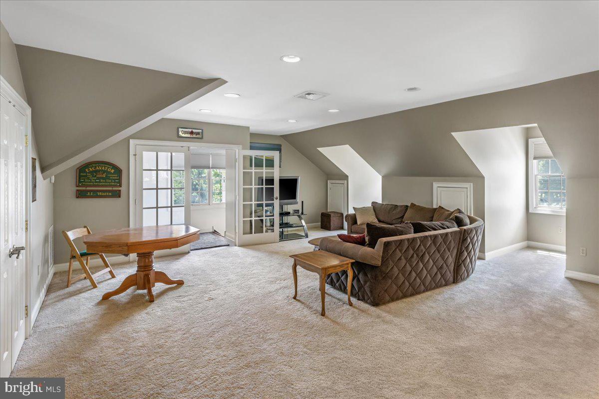 NON AVAILABLE - Residential