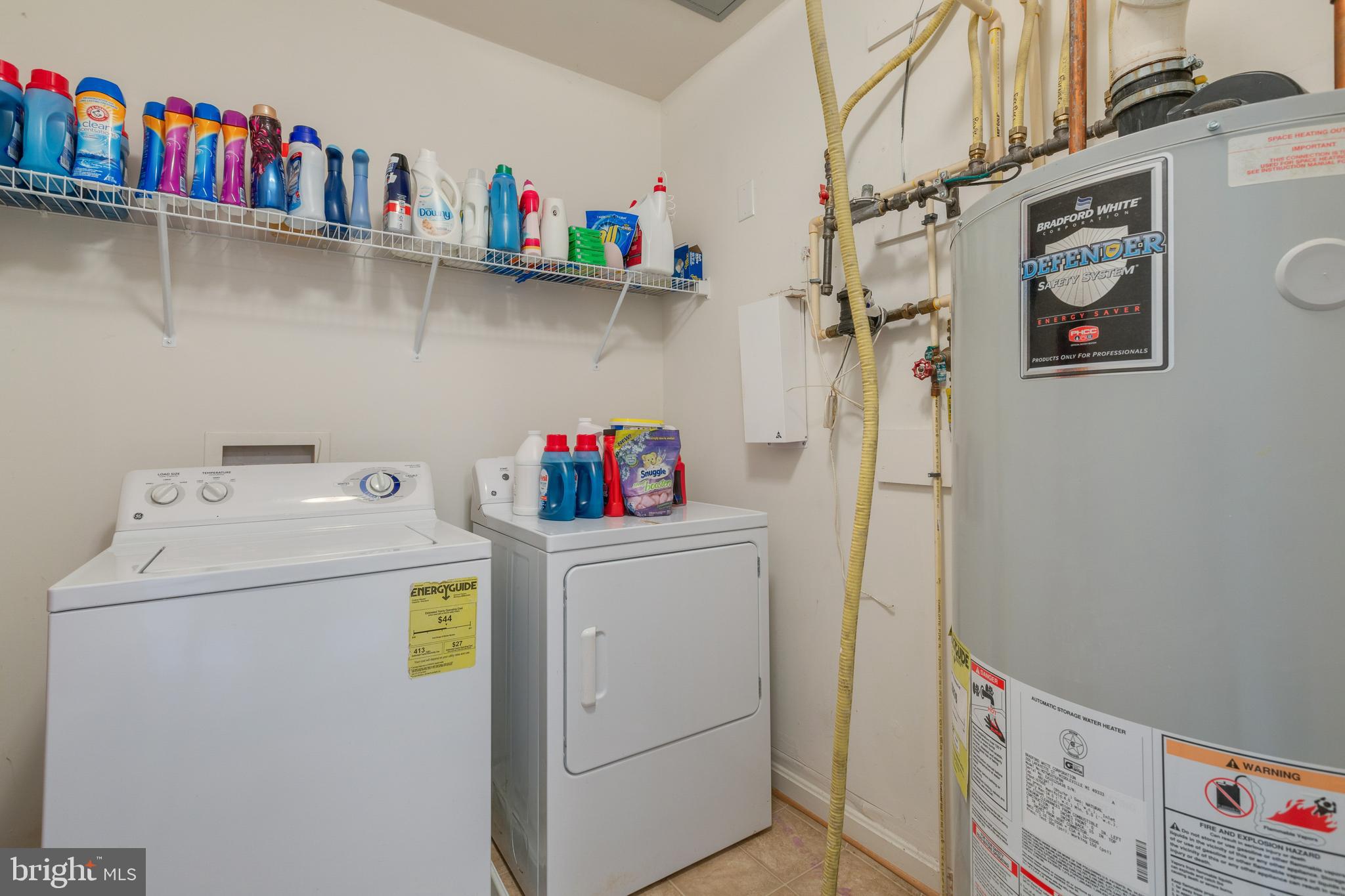 THE COMMONS ON WILLIAM SQUARE - Residential