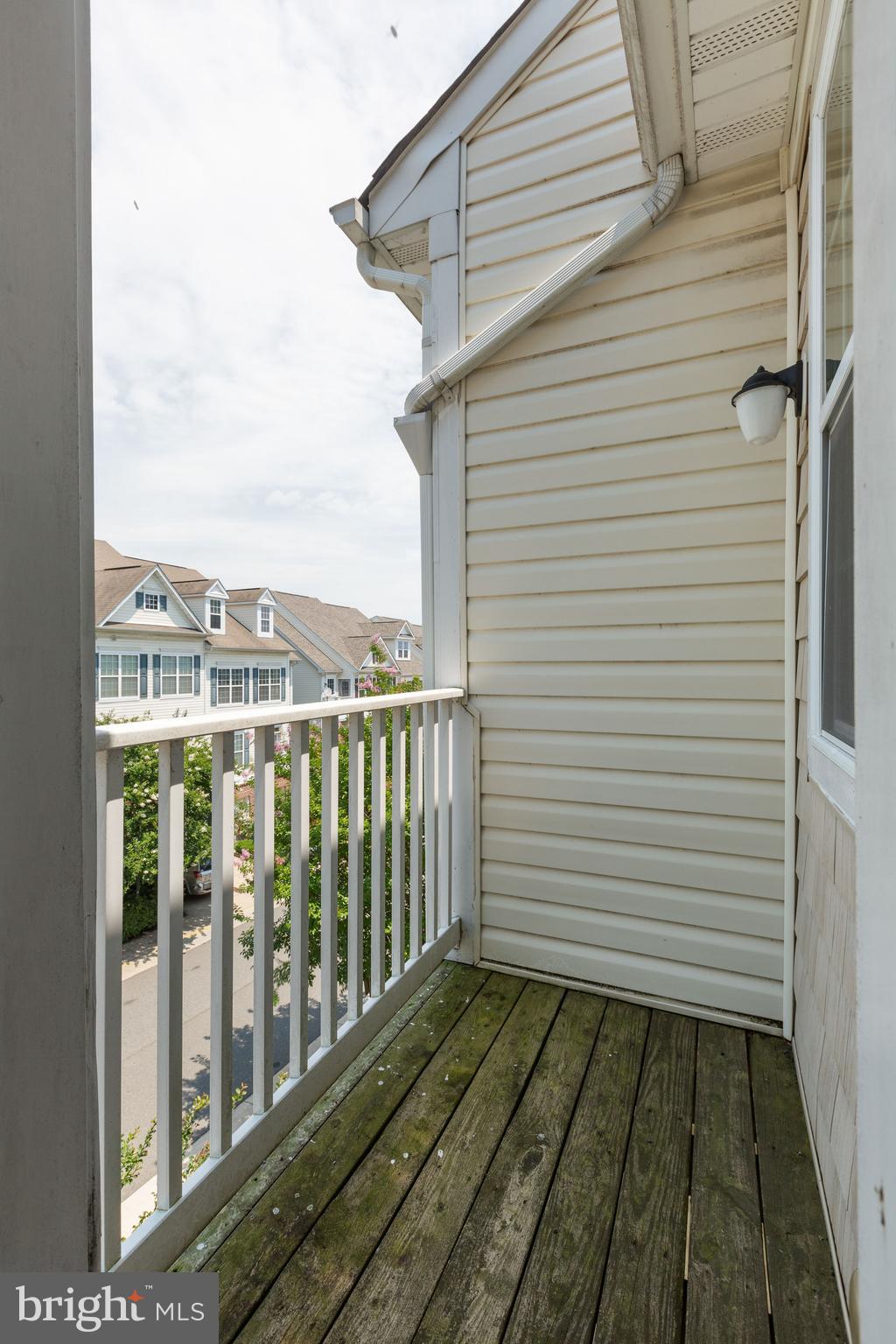 THE COMMONS ON WILLIAM SQUARE - Residential