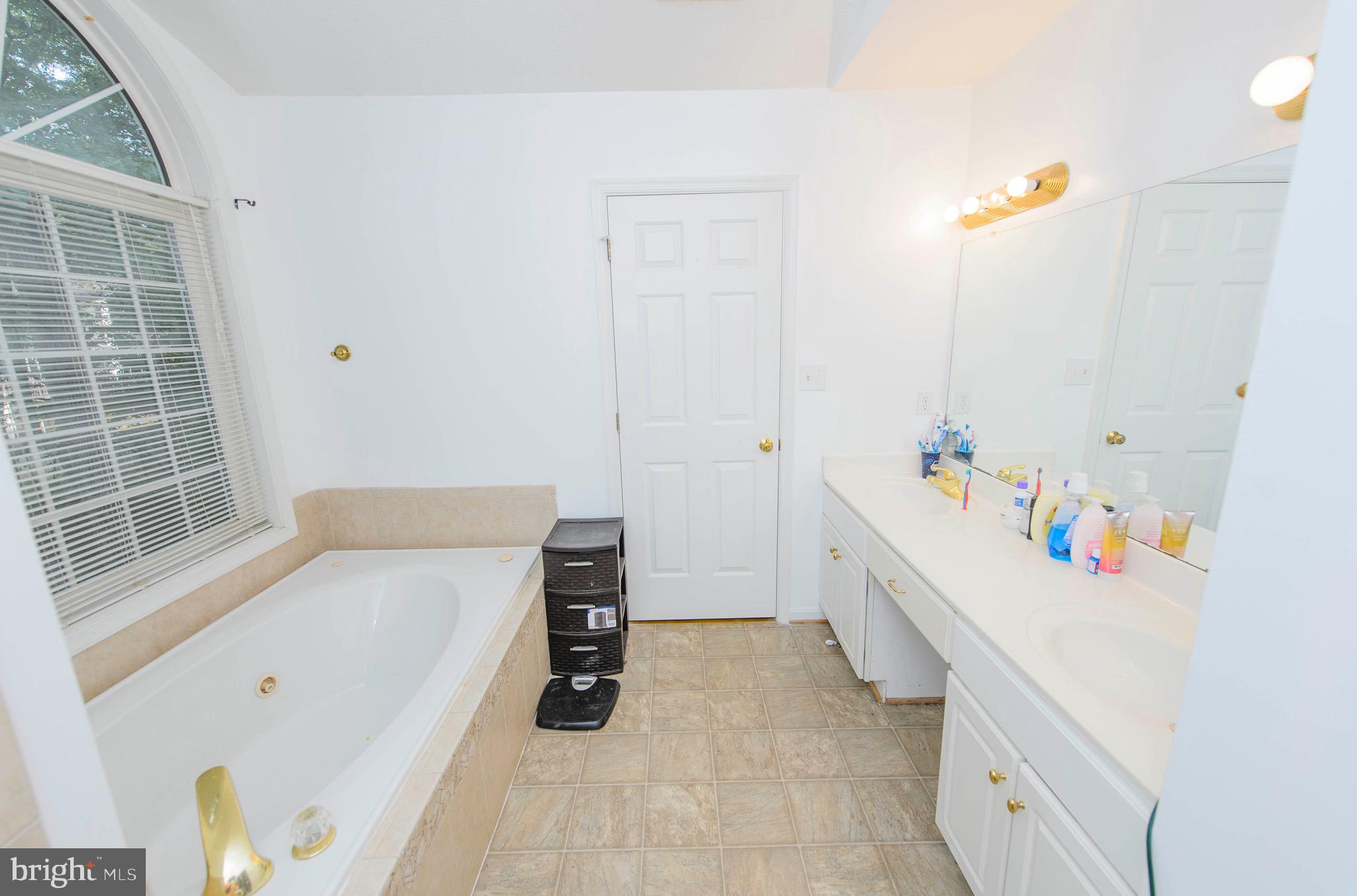 PIEDMONT HILLS - Residential