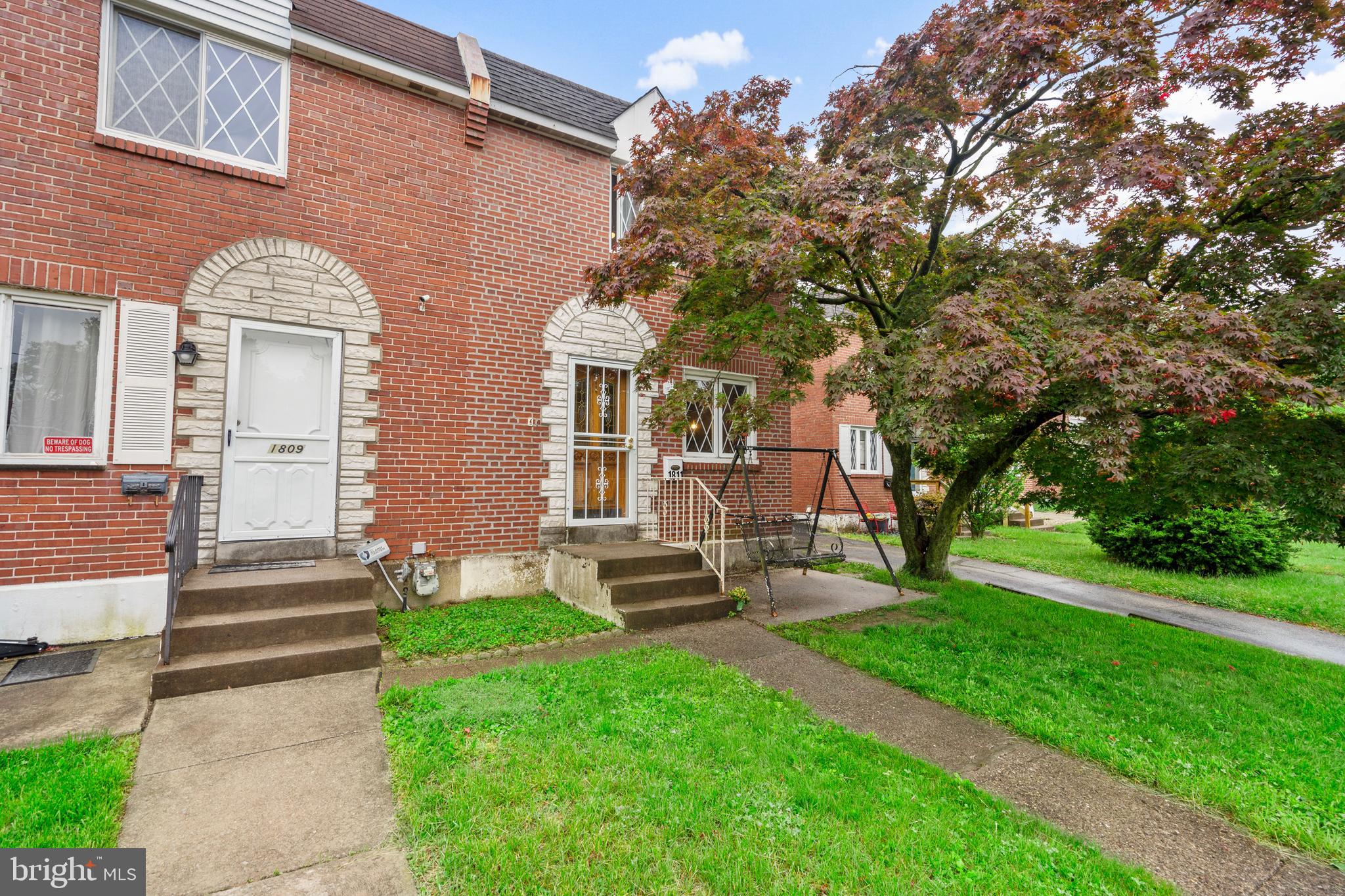 1811 CRICKET LANE