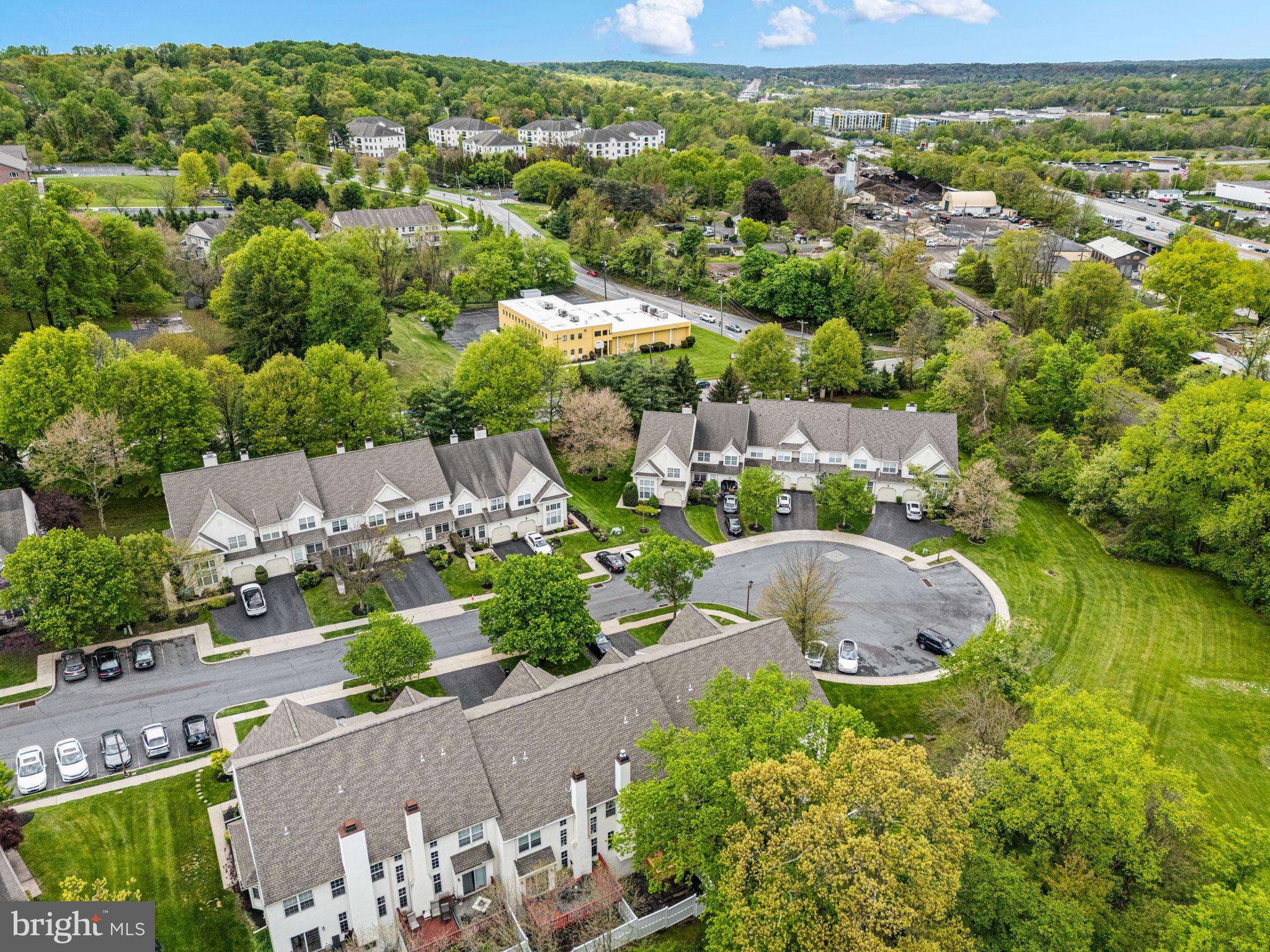 DRESHERBROOKE - Residential