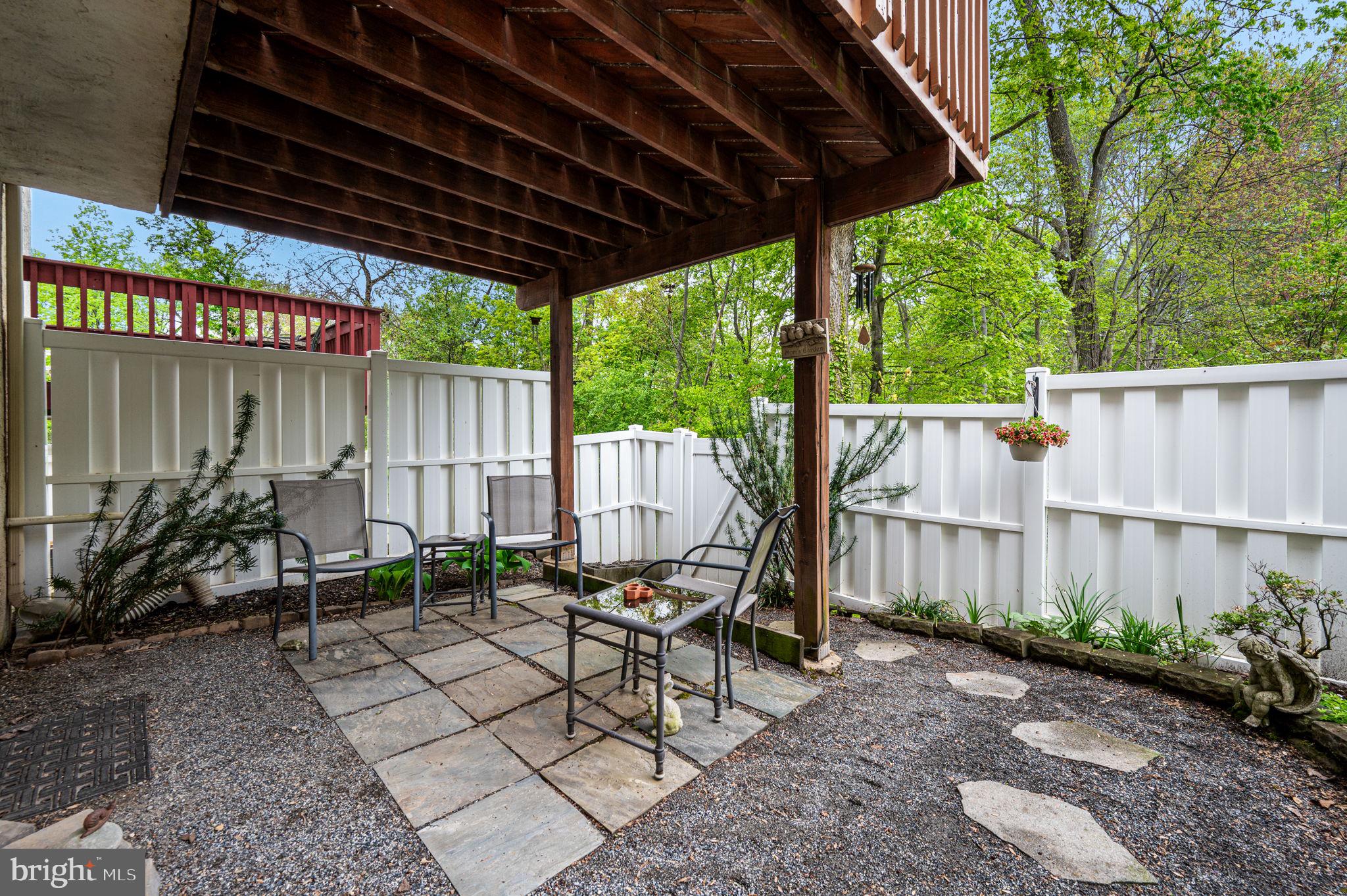 DRESHERBROOKE - Residential