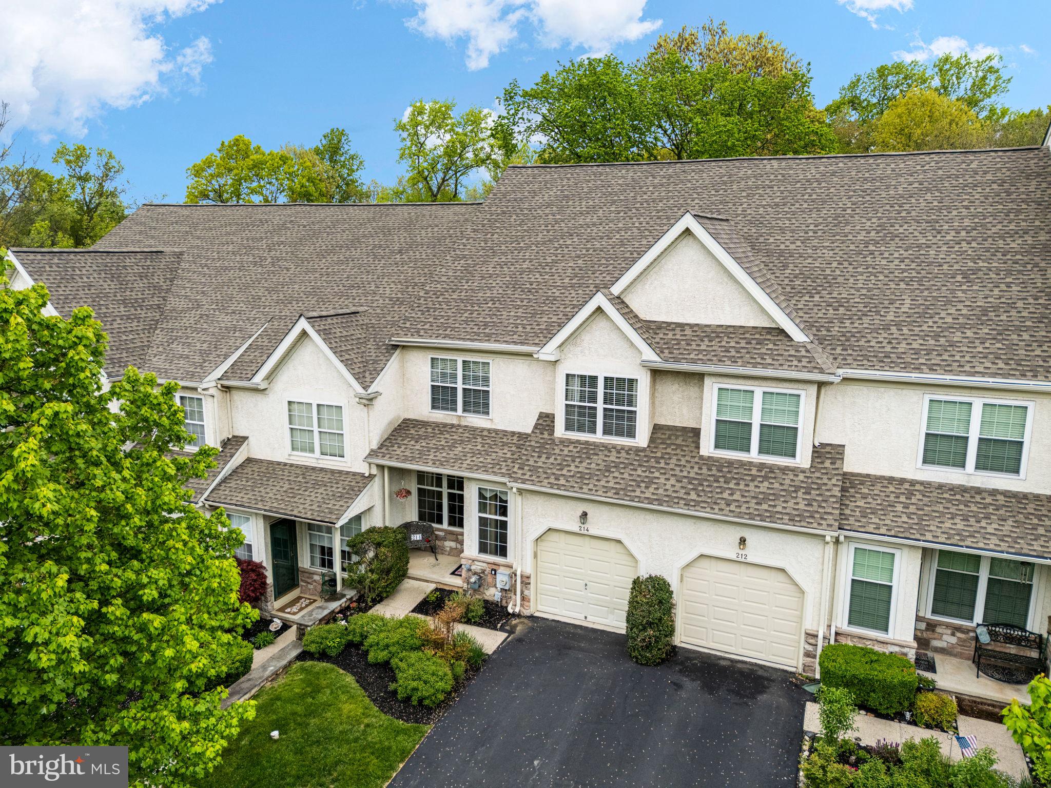 DRESHERBROOKE - Residential