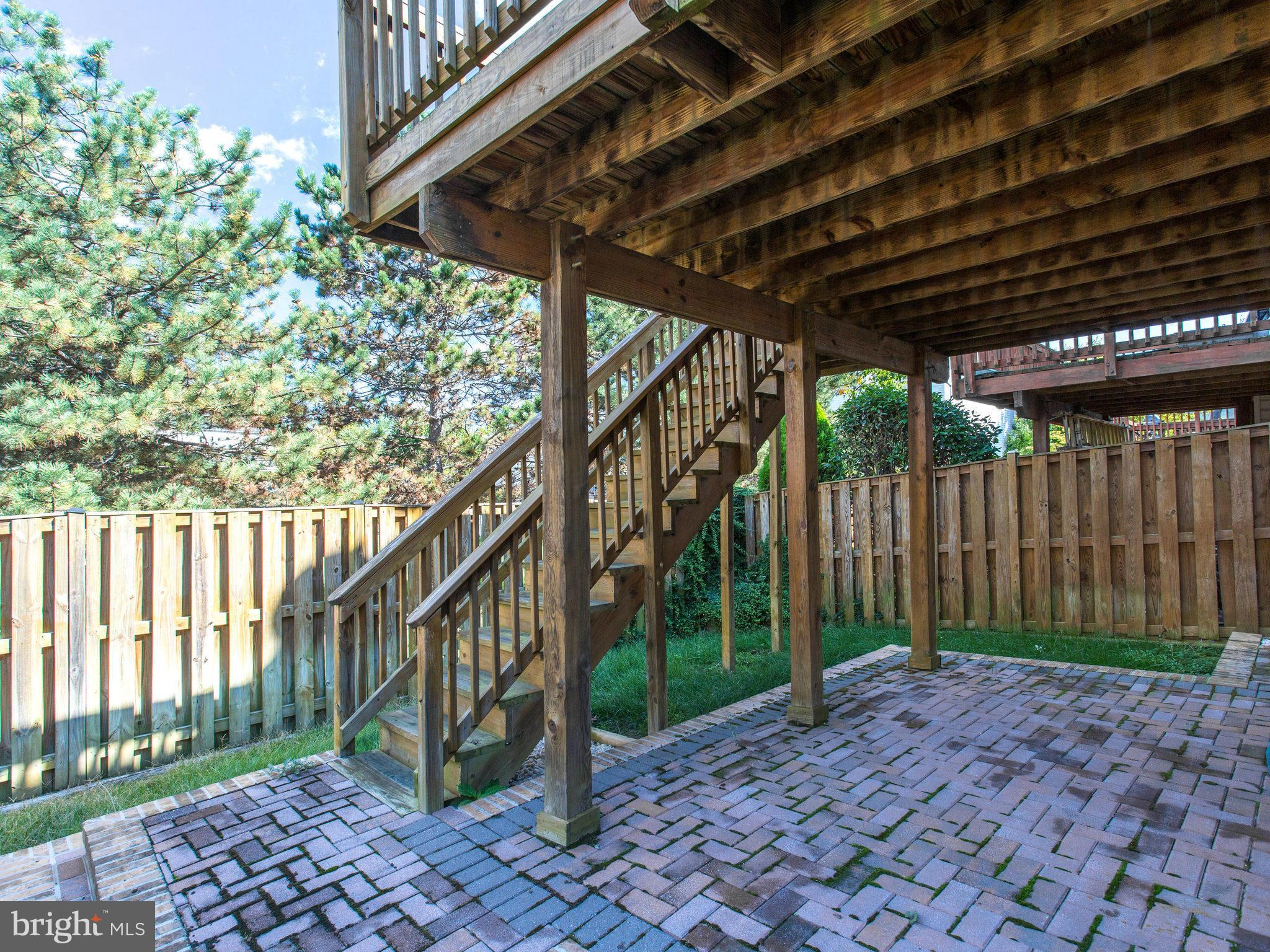 KINGSTOWNE - Residential