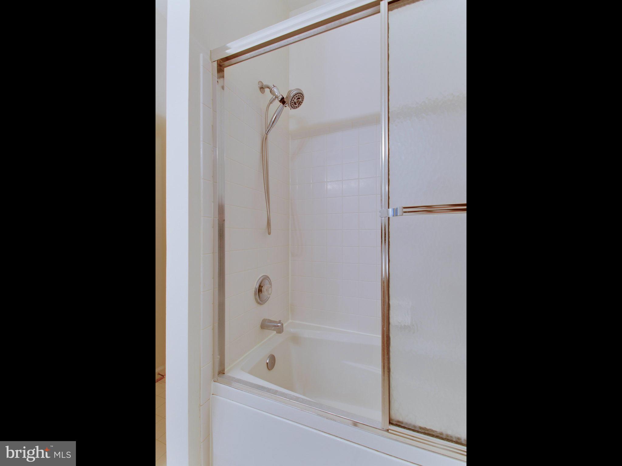 KINGSTOWNE - Residential