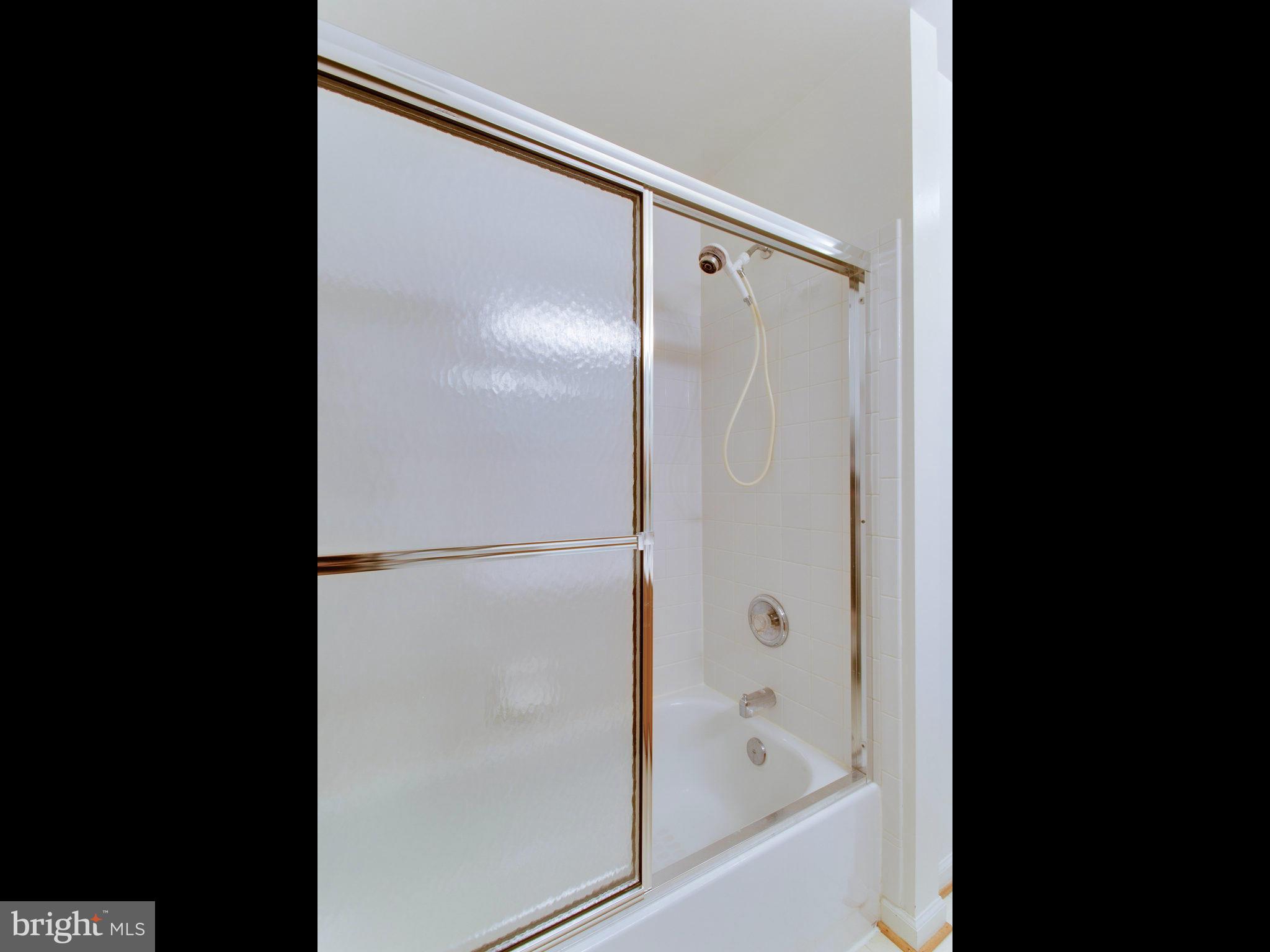 KINGSTOWNE - Residential