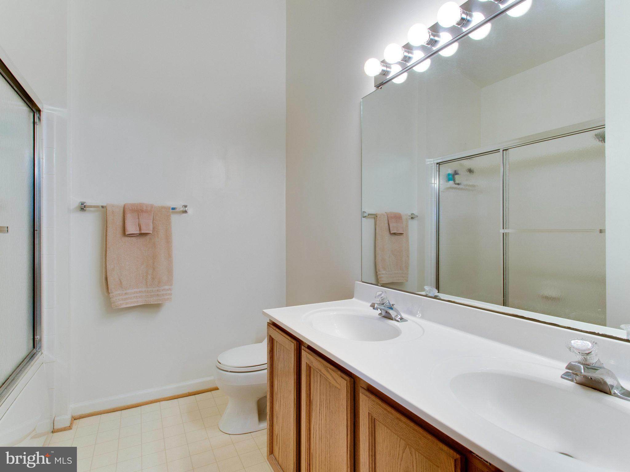 KINGSTOWNE - Residential