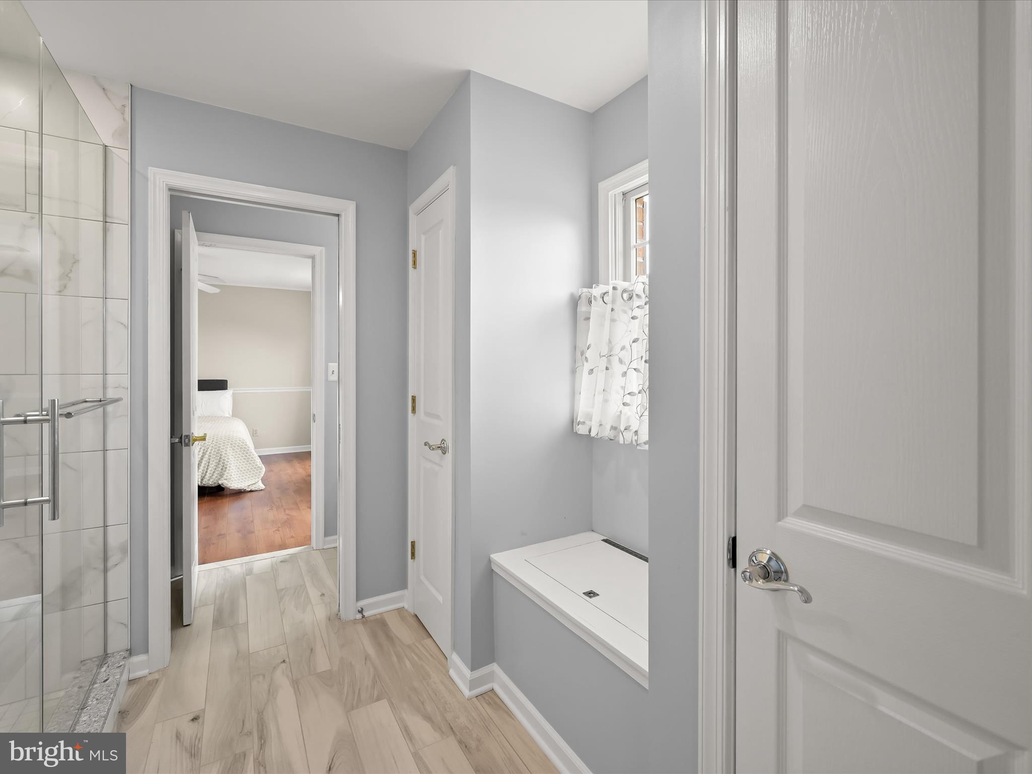 CHESSIE CROSSING - Residential