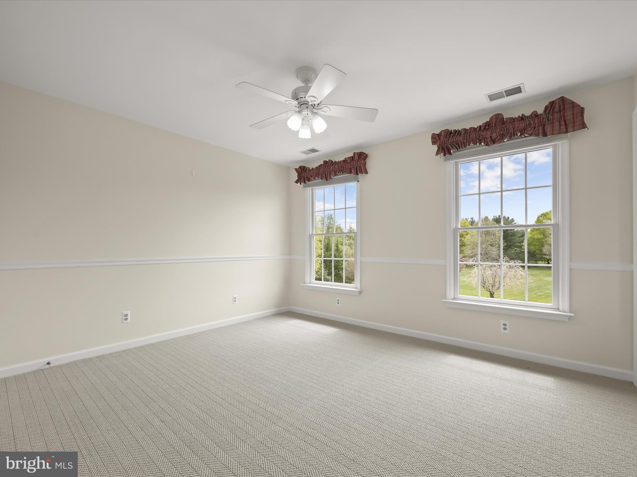 CHESSIE CROSSING - Residential