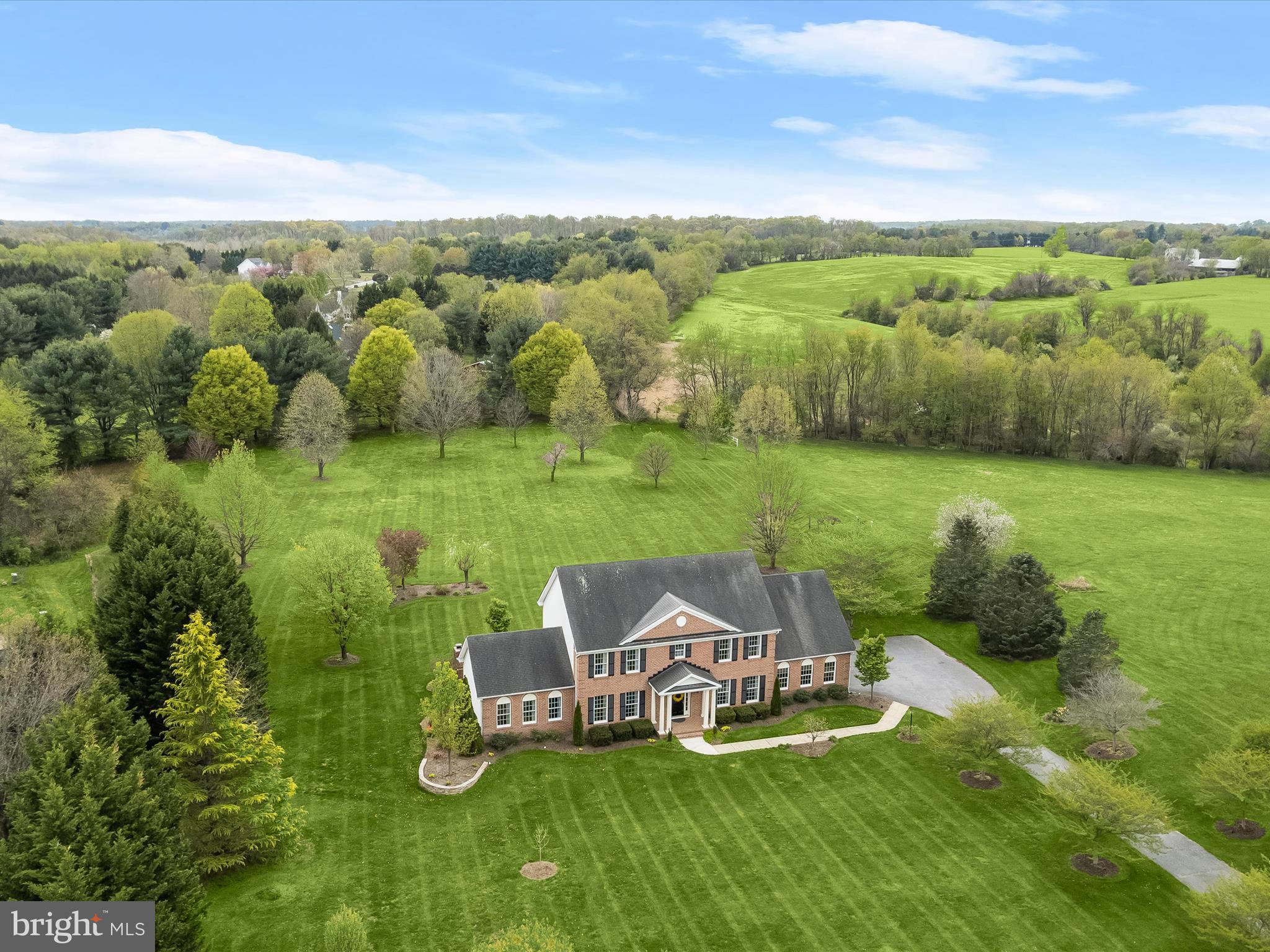 CHESSIE CROSSING - Residential