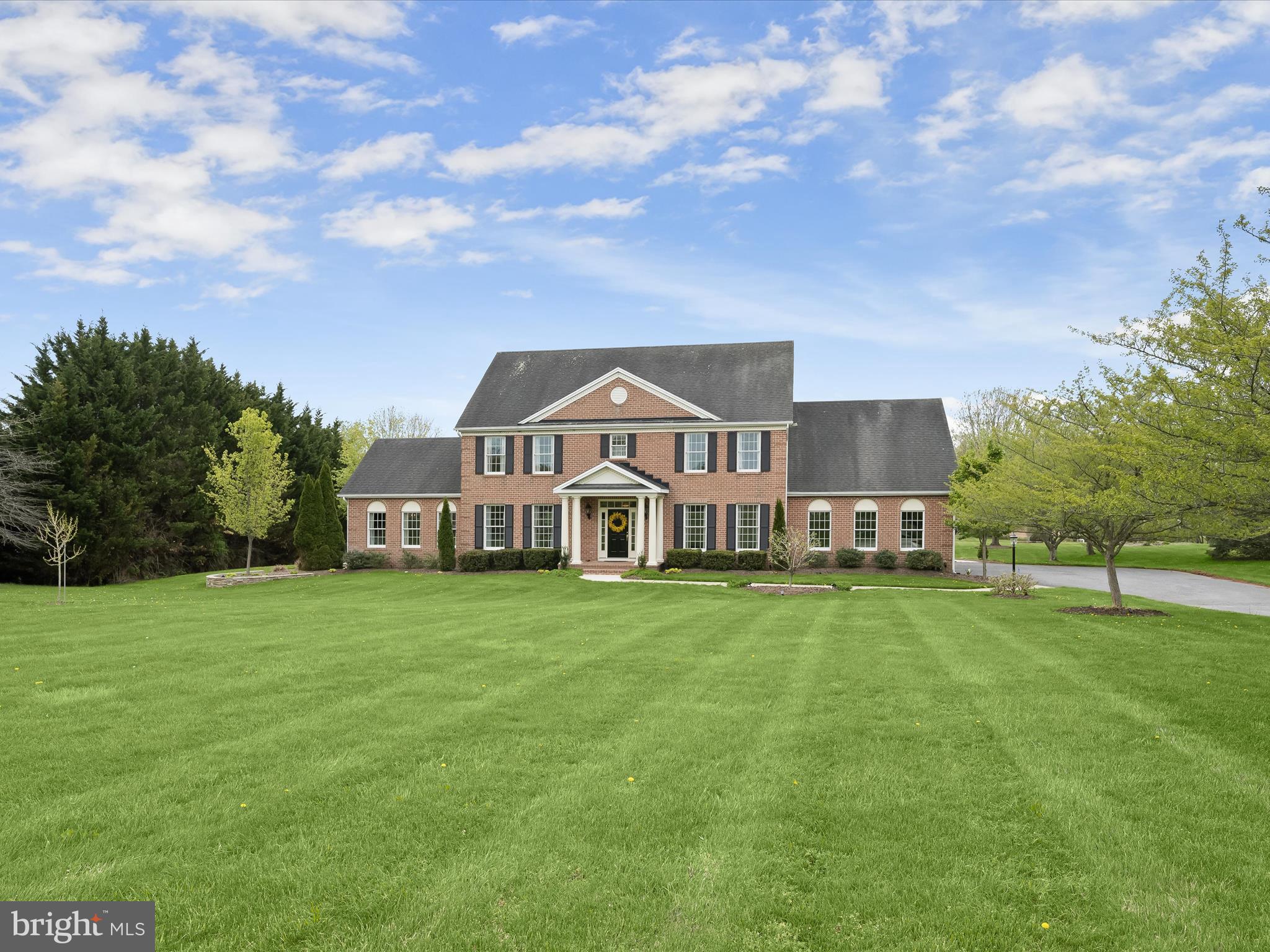 CHESSIE CROSSING - Residential