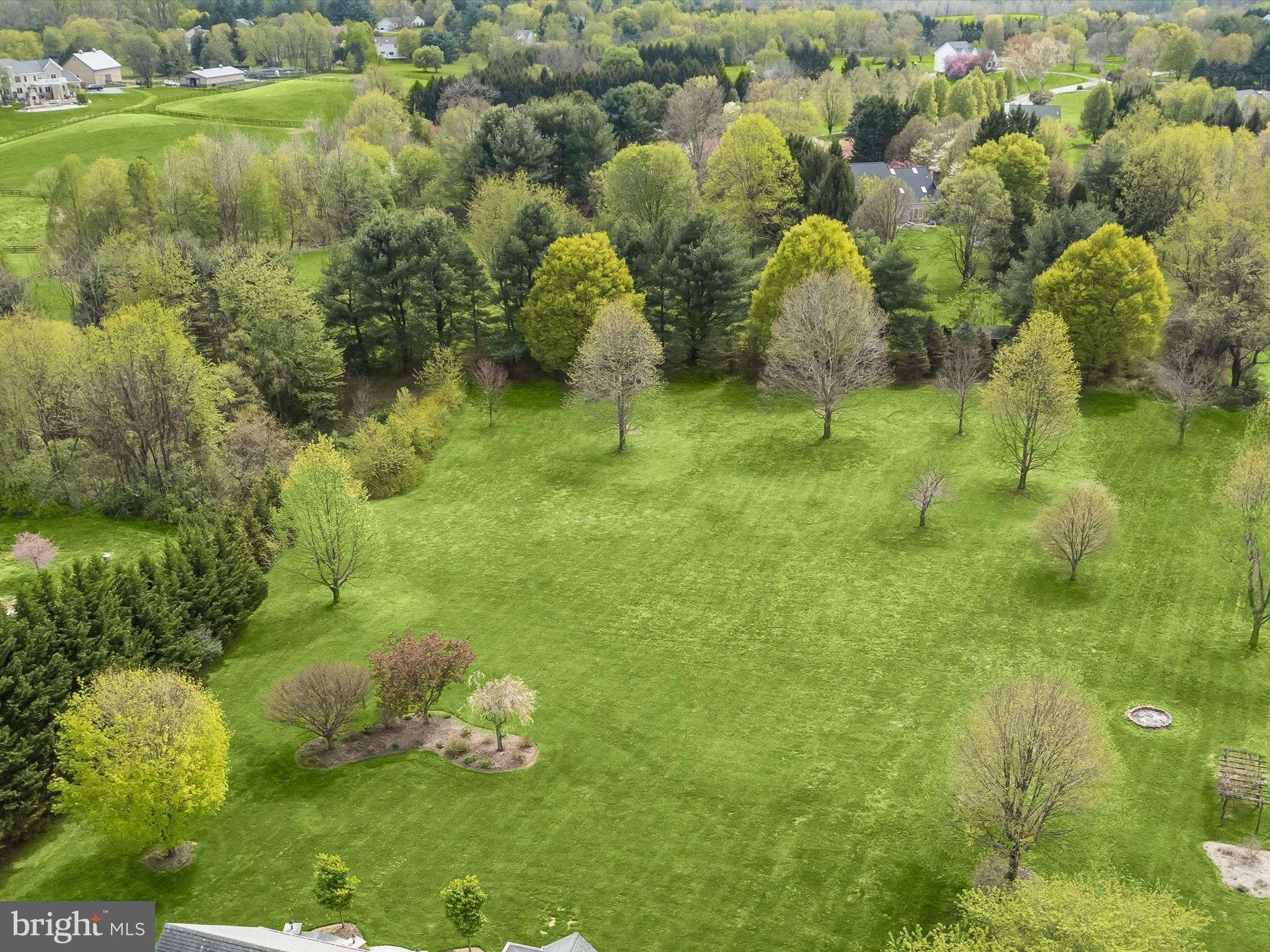 CHESSIE CROSSING - Residential