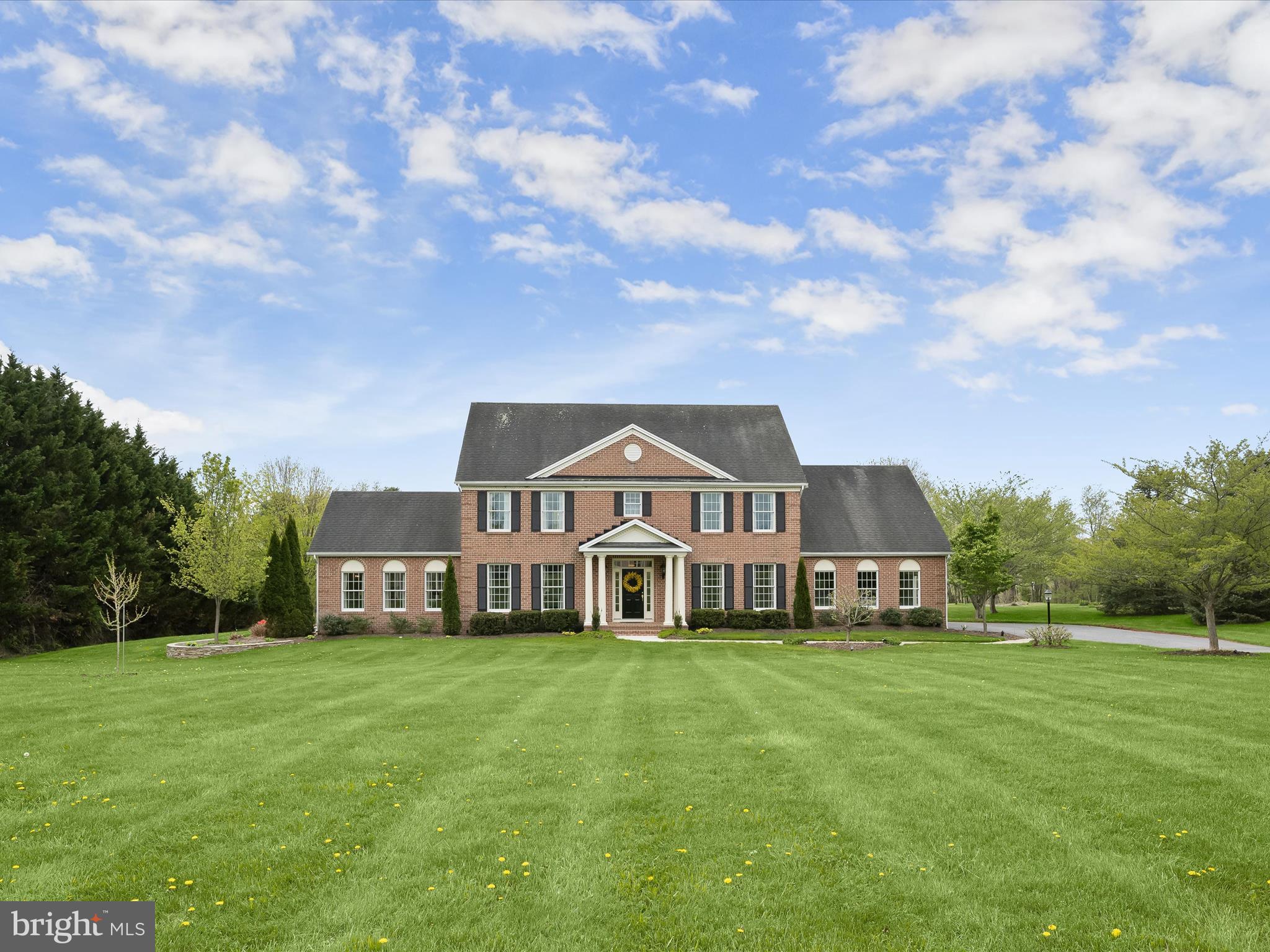 CHESSIE CROSSING - Residential