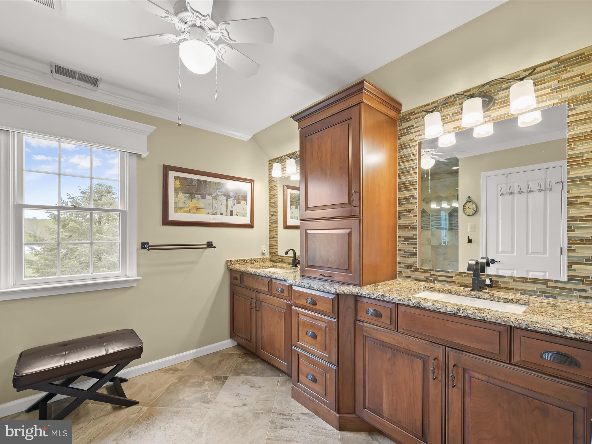 CHESSIE CROSSING - Residential