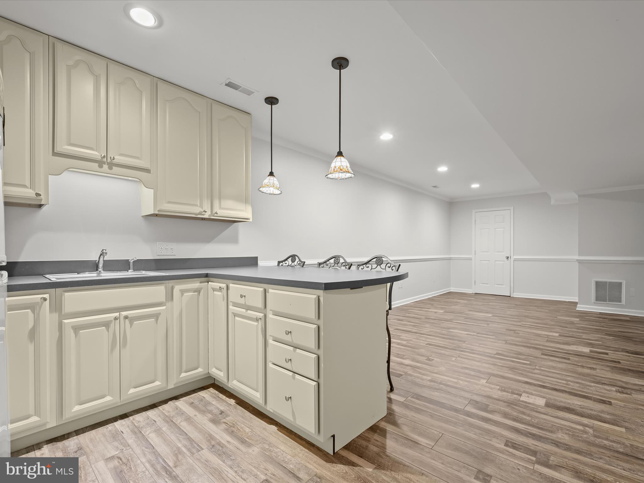 CHESSIE CROSSING - Residential