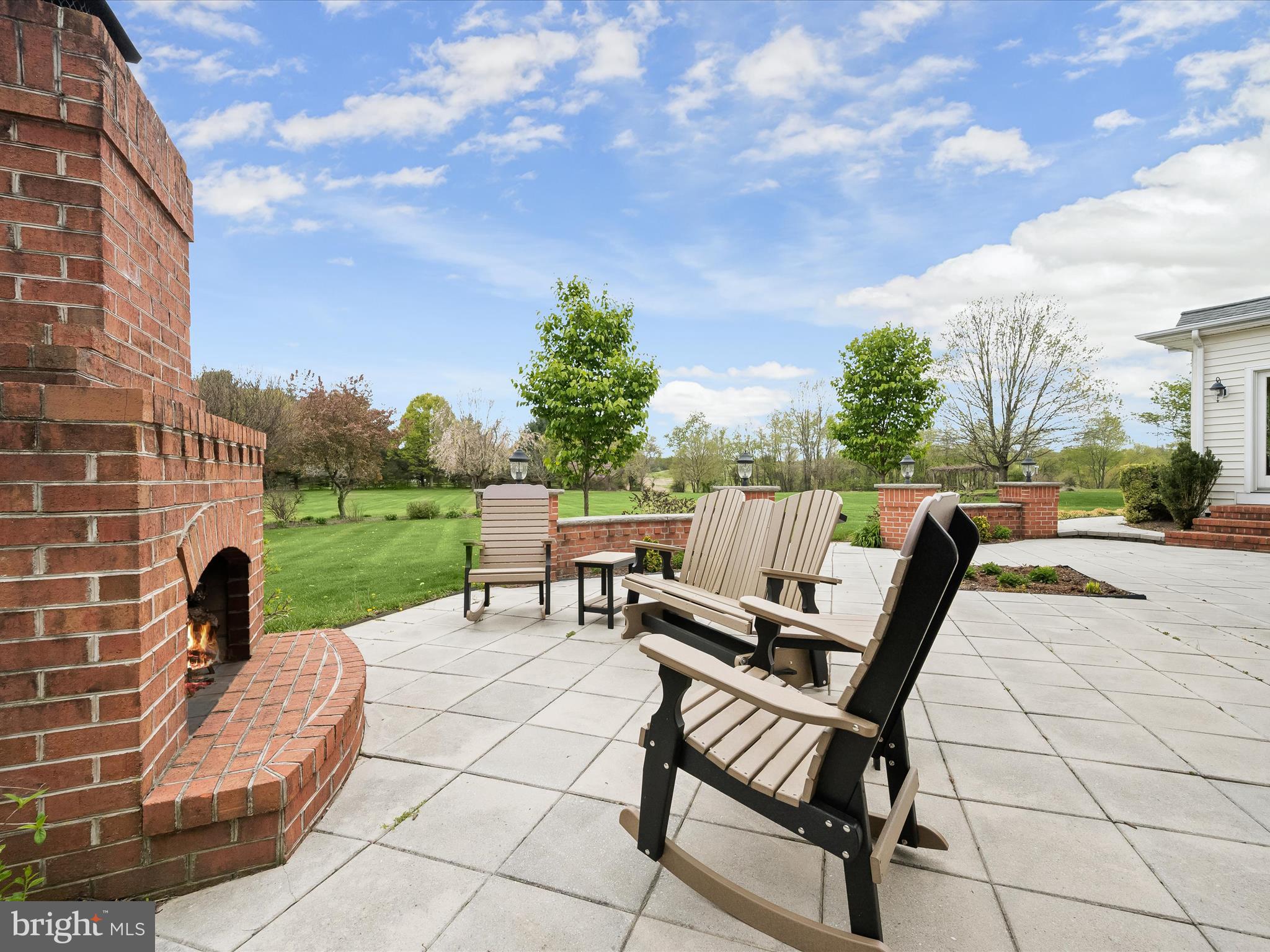 CHESSIE CROSSING - Residential