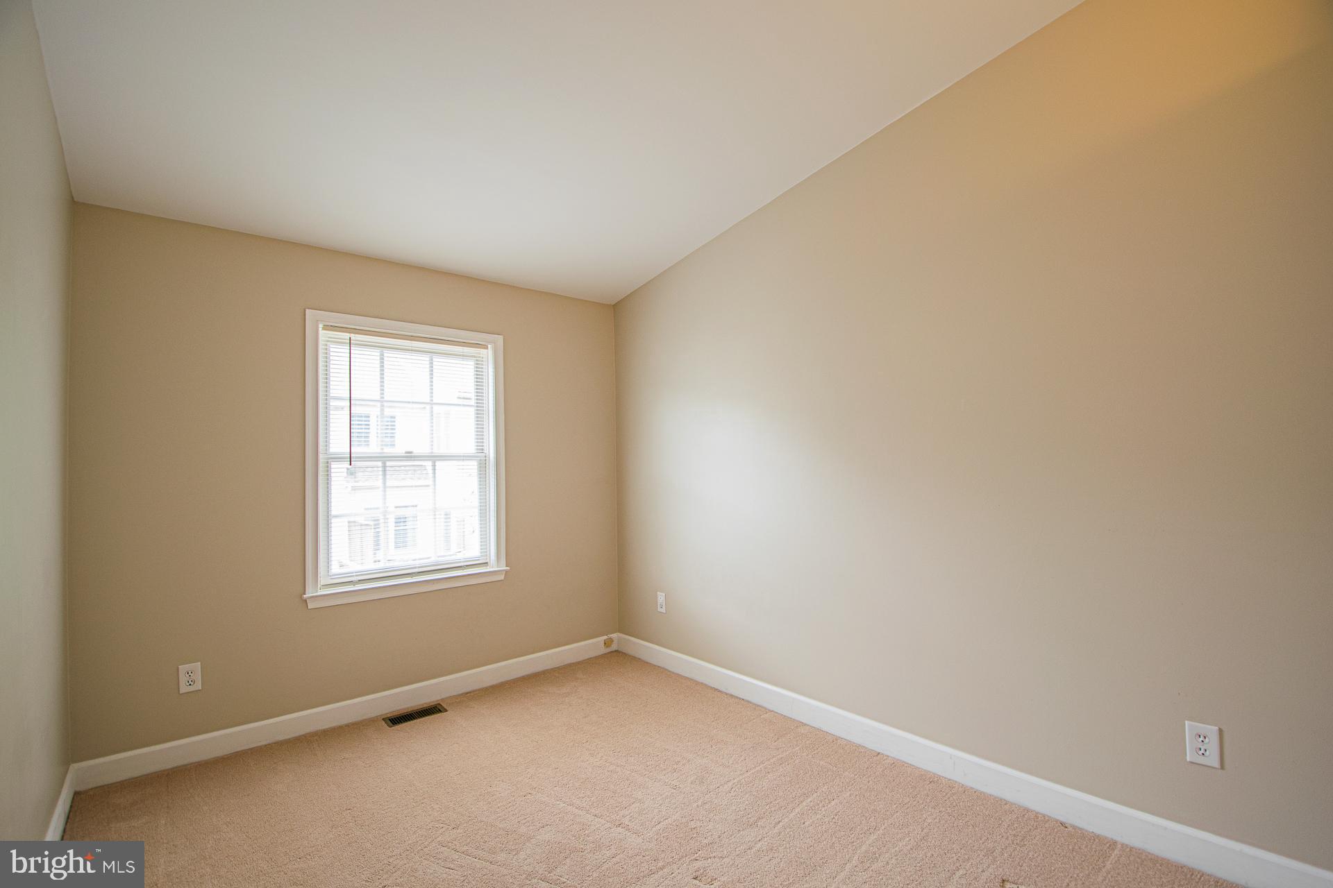 HEIGHTS AT PENDERBROOK - Residential Lease