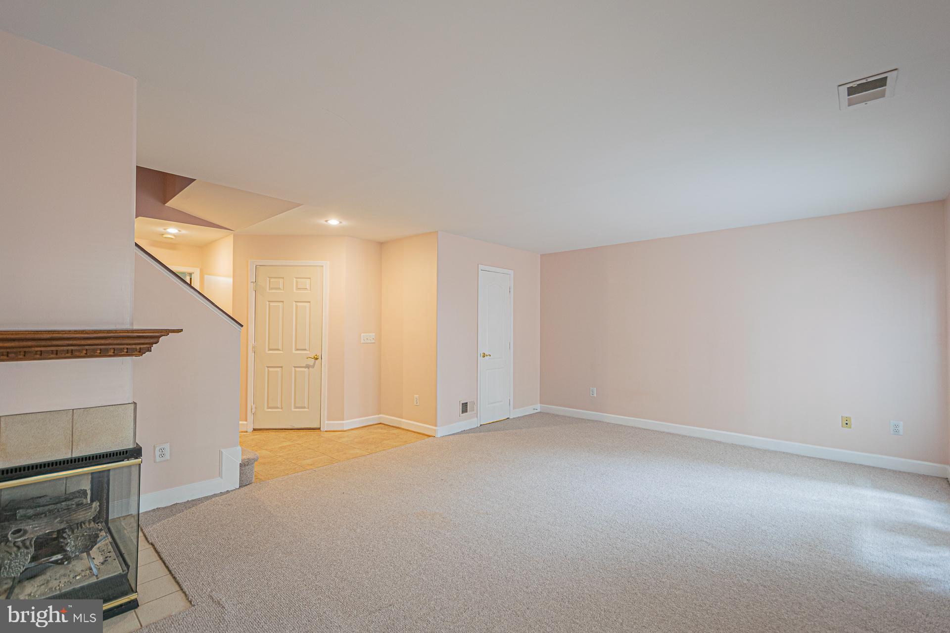 HEIGHTS AT PENDERBROOK - Residential Lease