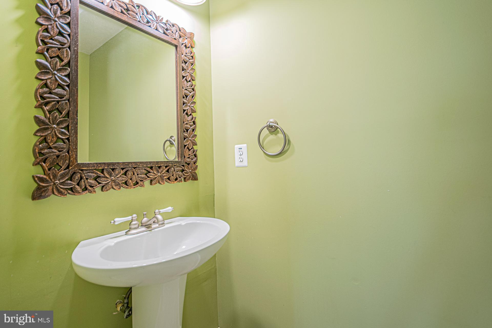 HEIGHTS AT PENDERBROOK - Residential Lease