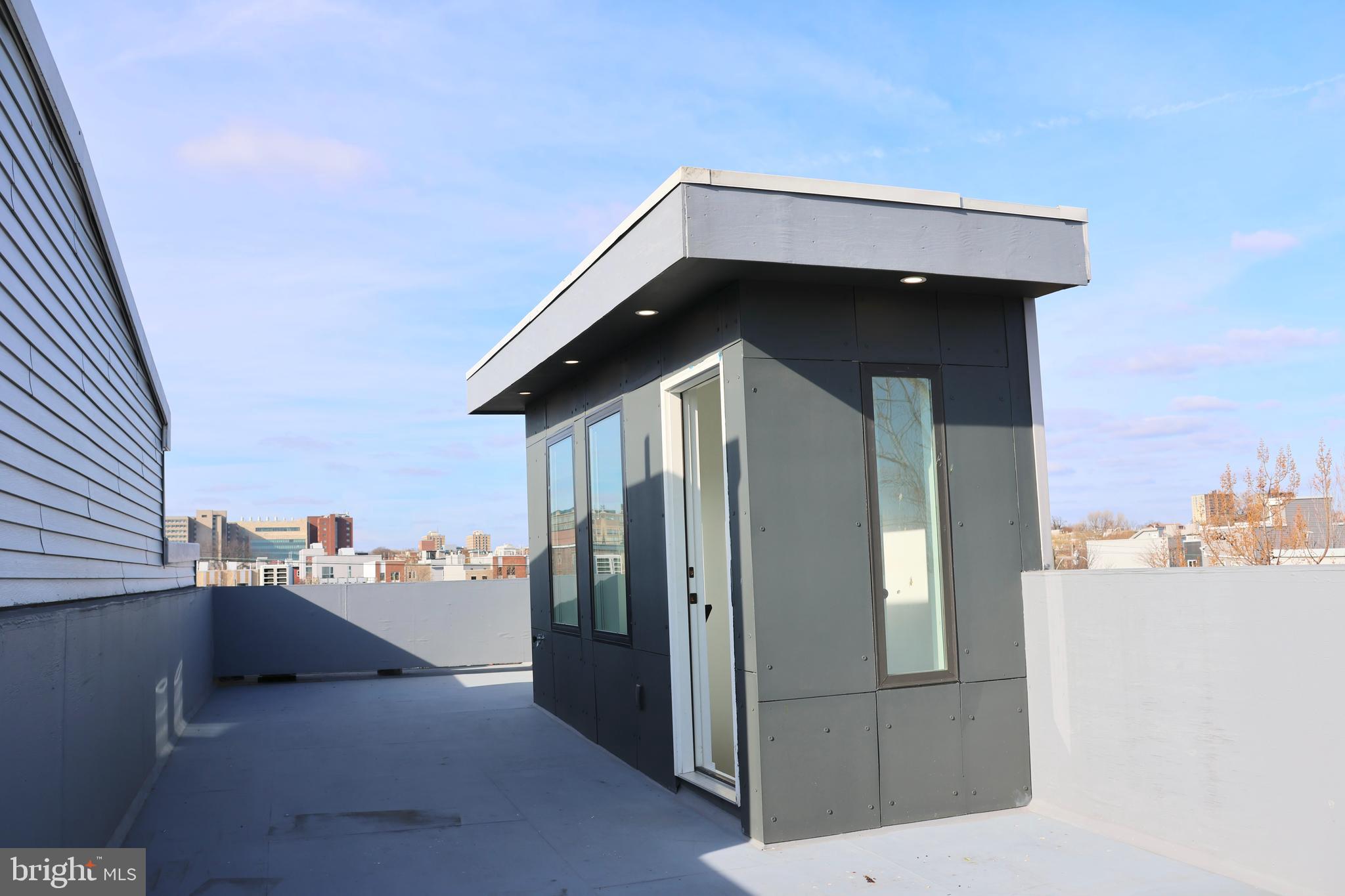 NORRIS SQUARE - Residential