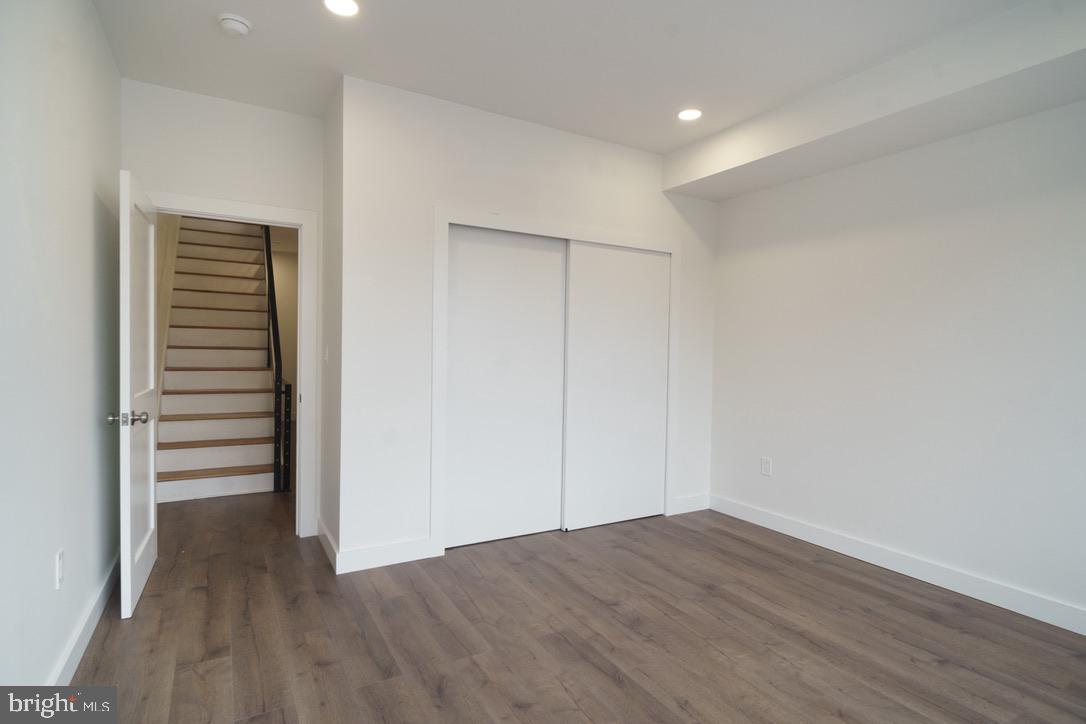 NORRIS SQUARE - Residential