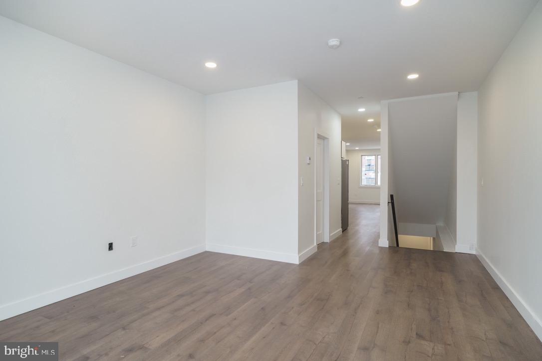 NORRIS SQUARE - Residential