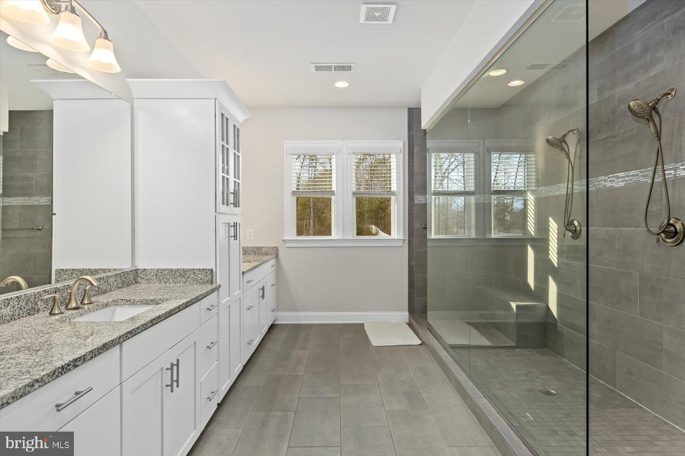 LIBERTY KNOLLS - Residential