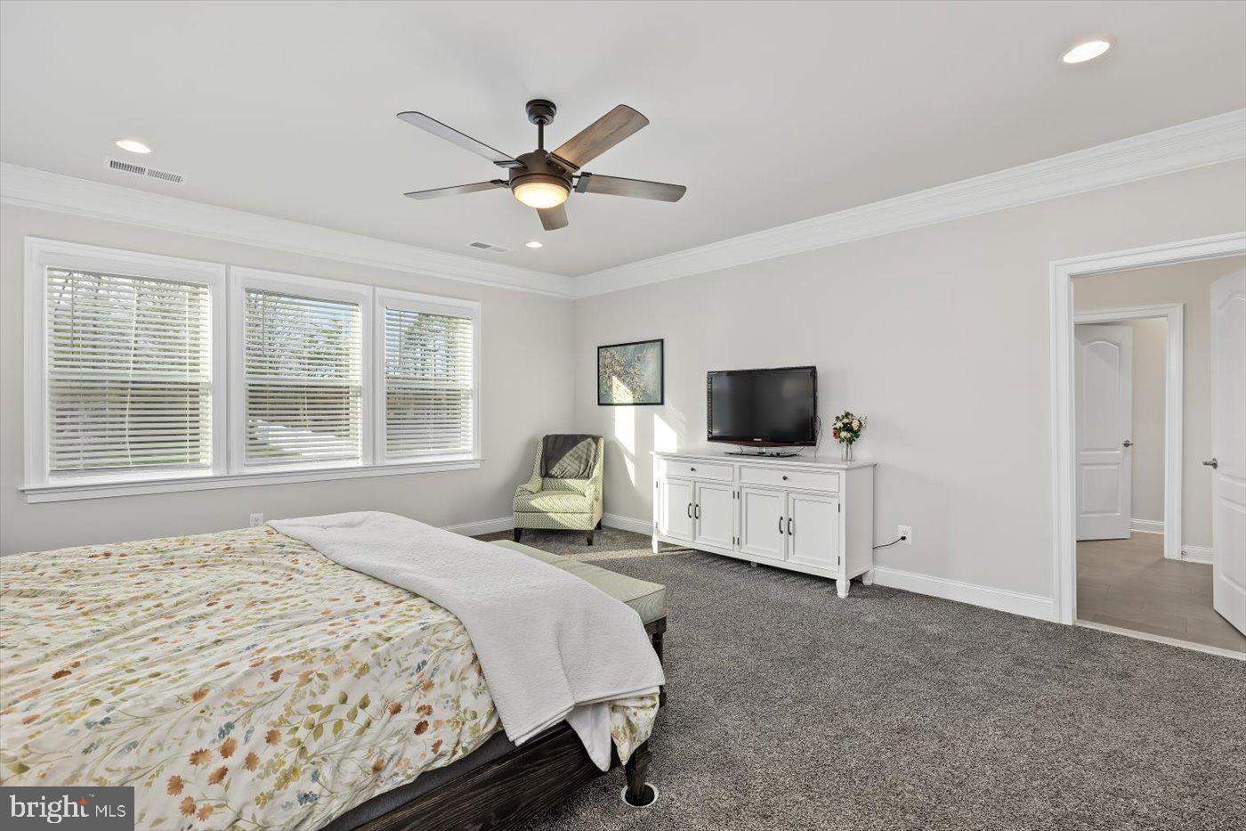 LIBERTY KNOLLS - Residential