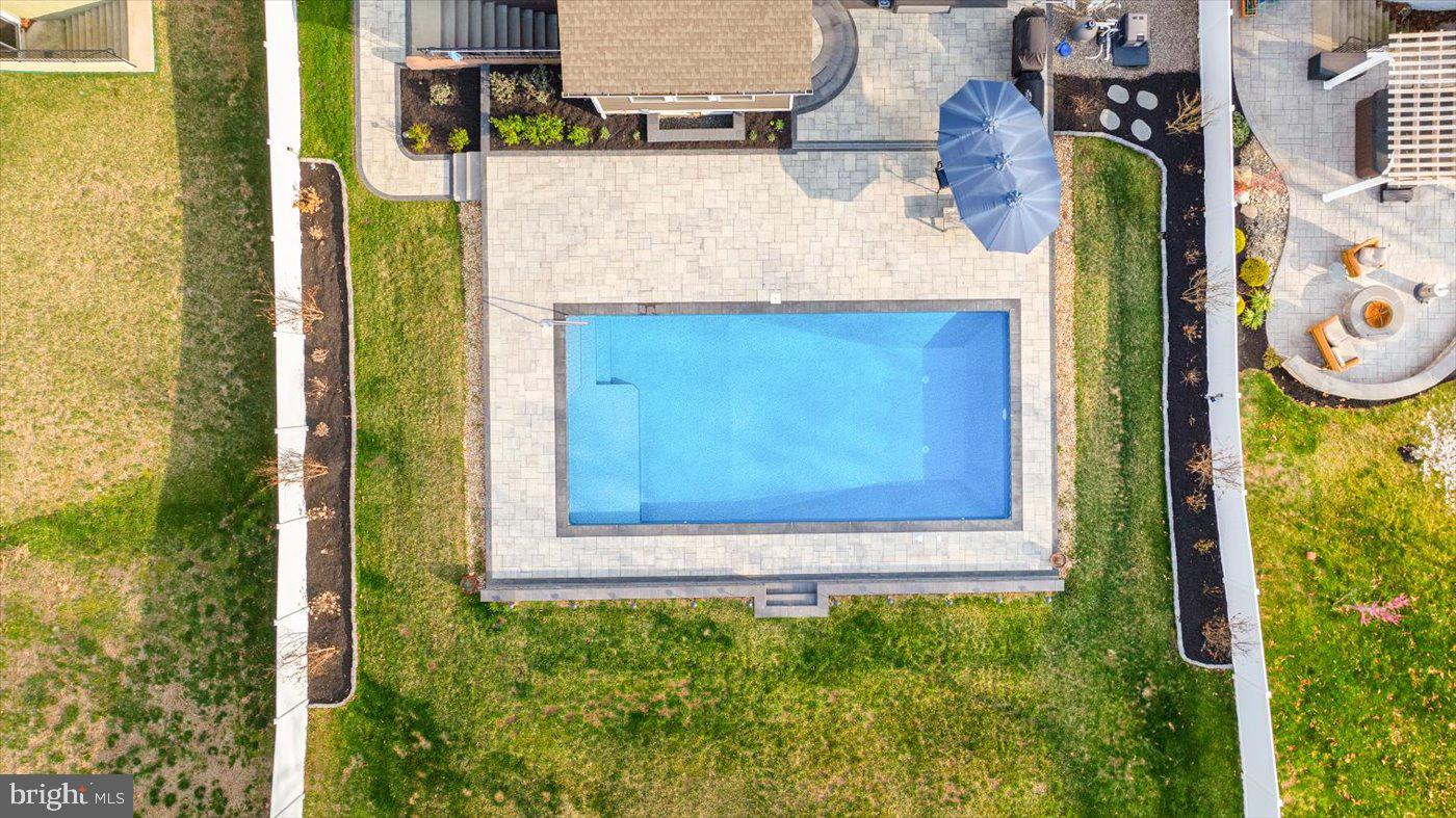 LIBERTY KNOLLS - Residential