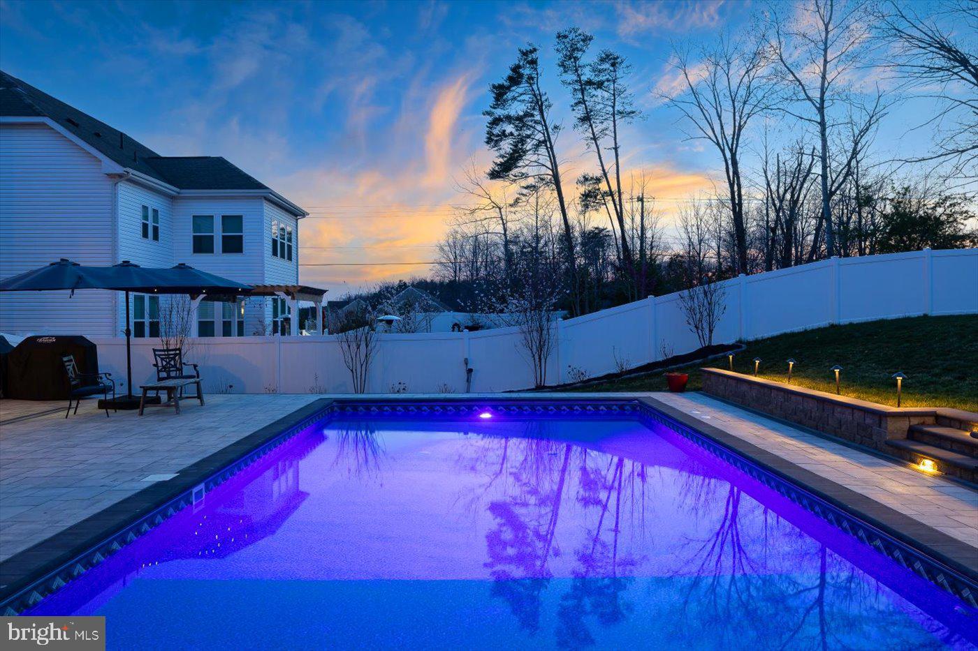 LIBERTY KNOLLS - Residential