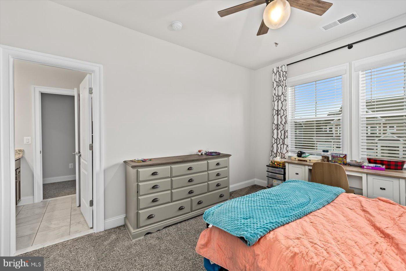 LIBERTY KNOLLS - Residential