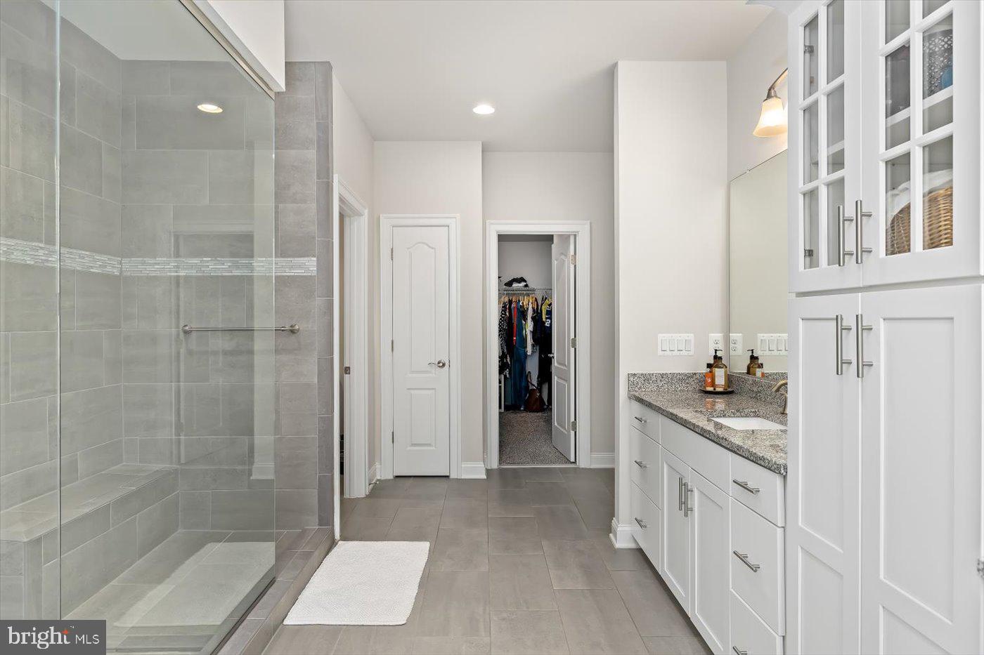 LIBERTY KNOLLS - Residential