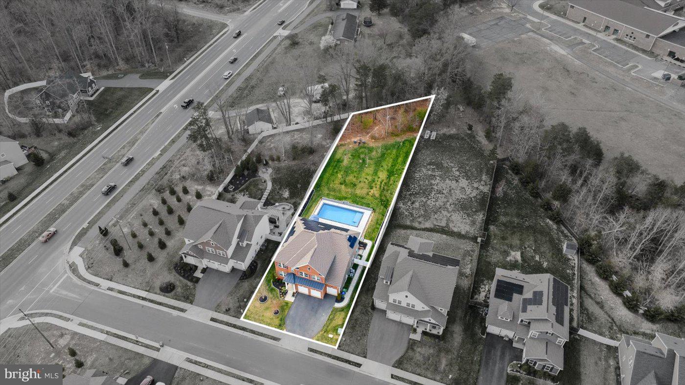 LIBERTY KNOLLS - Residential