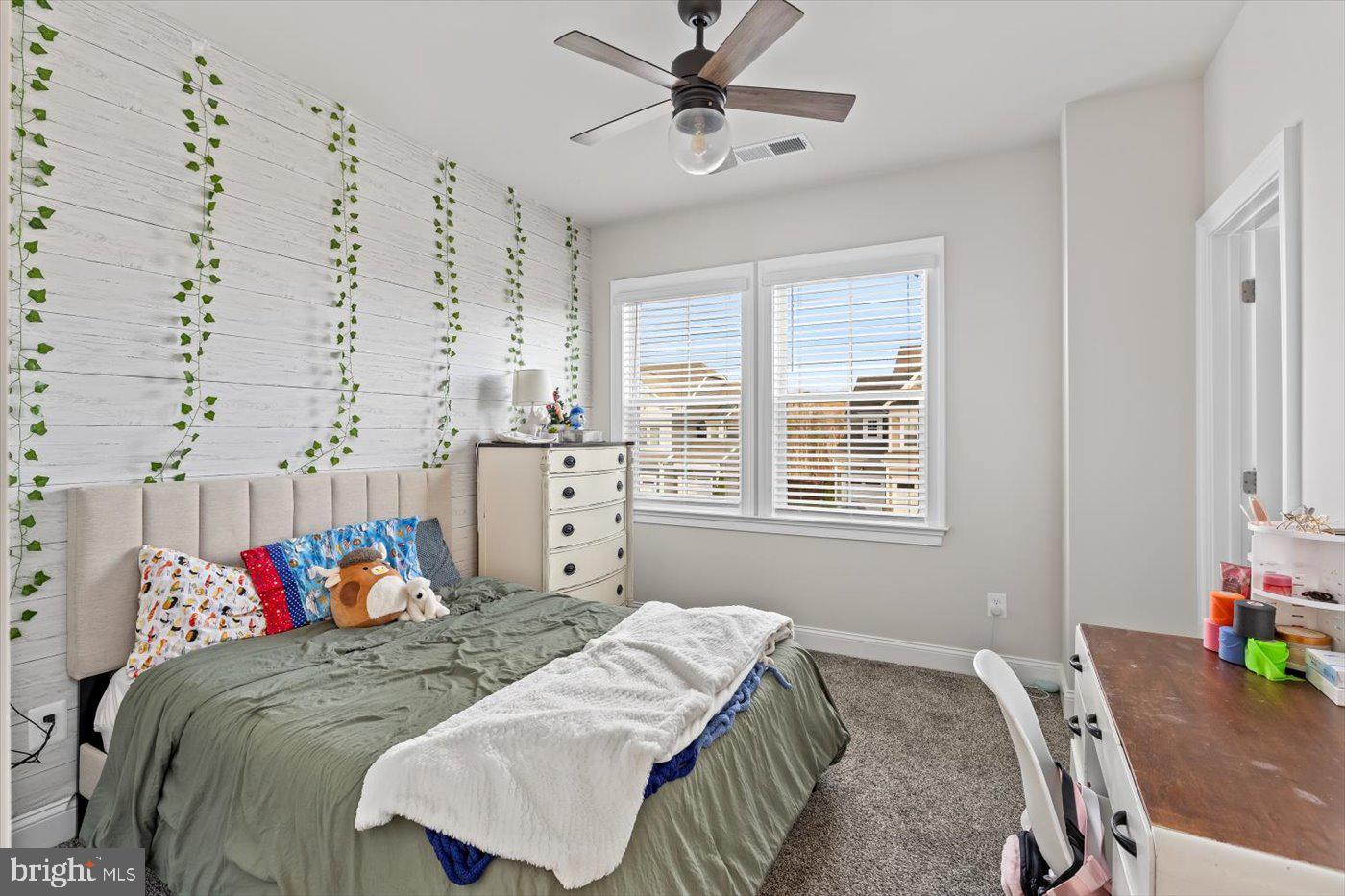 LIBERTY KNOLLS - Residential