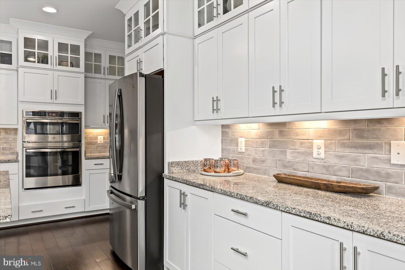 LIBERTY KNOLLS - Residential