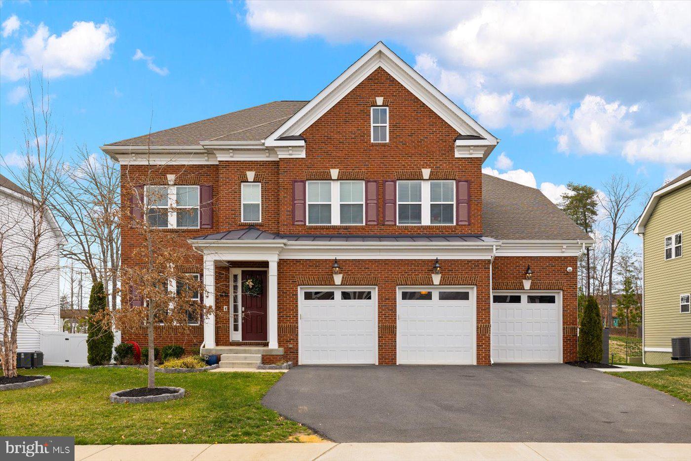 LIBERTY KNOLLS - Residential