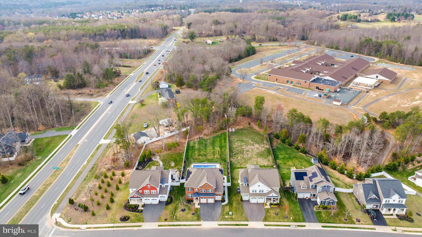 LIBERTY KNOLLS - Residential