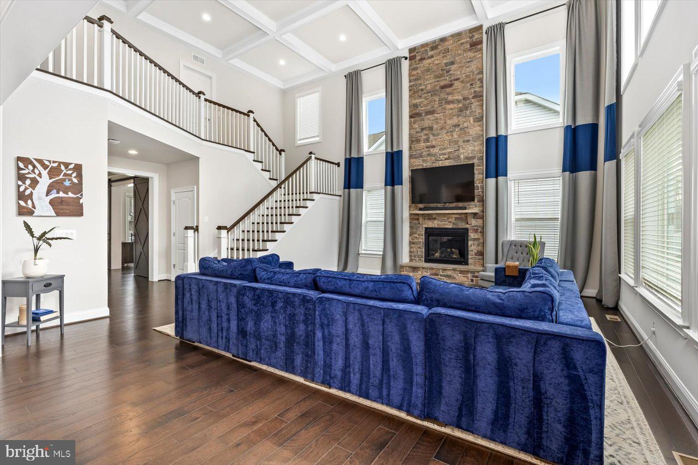 LIBERTY KNOLLS - Residential