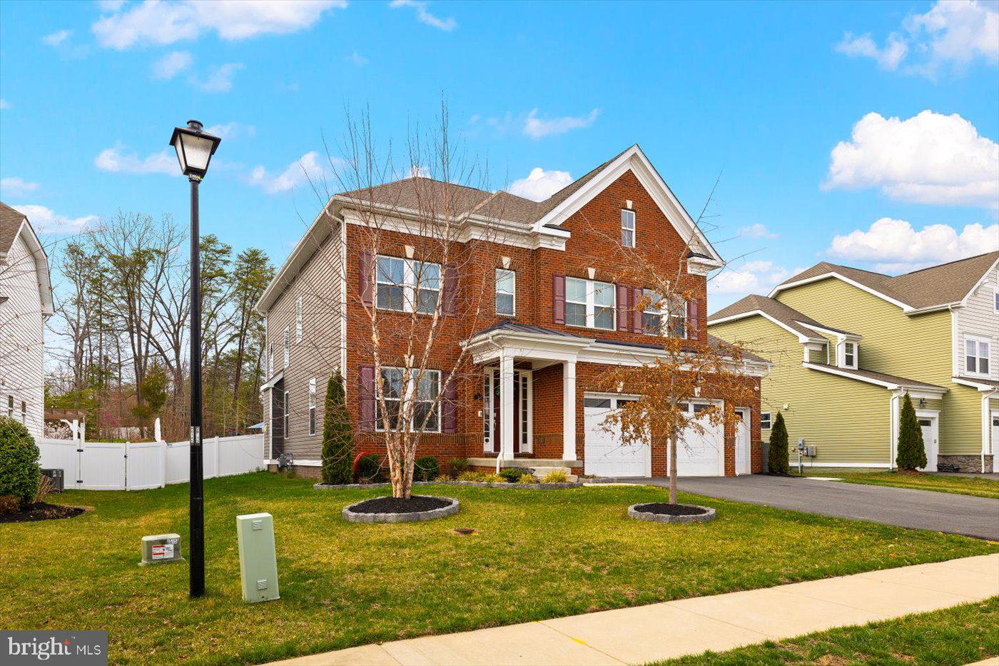 LIBERTY KNOLLS - Residential