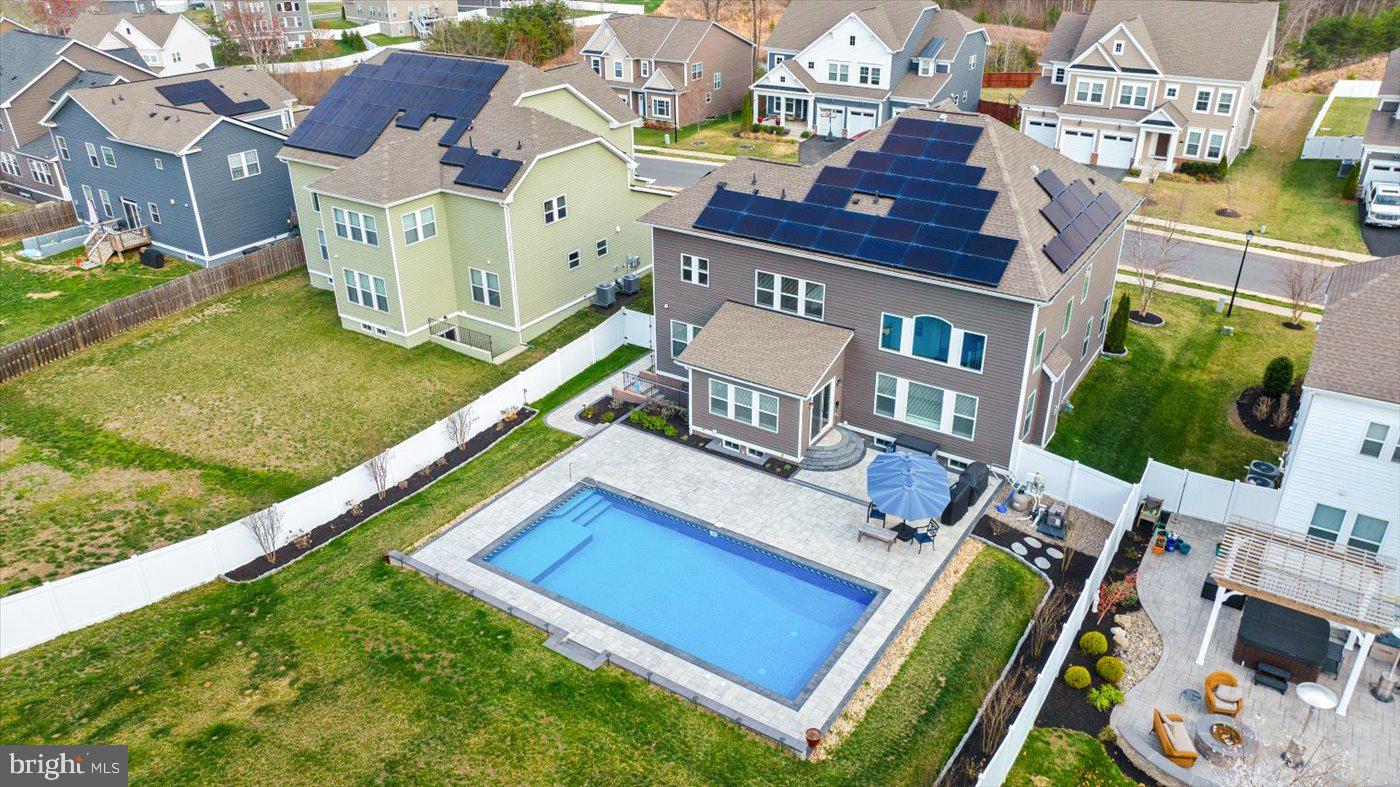 LIBERTY KNOLLS - Residential