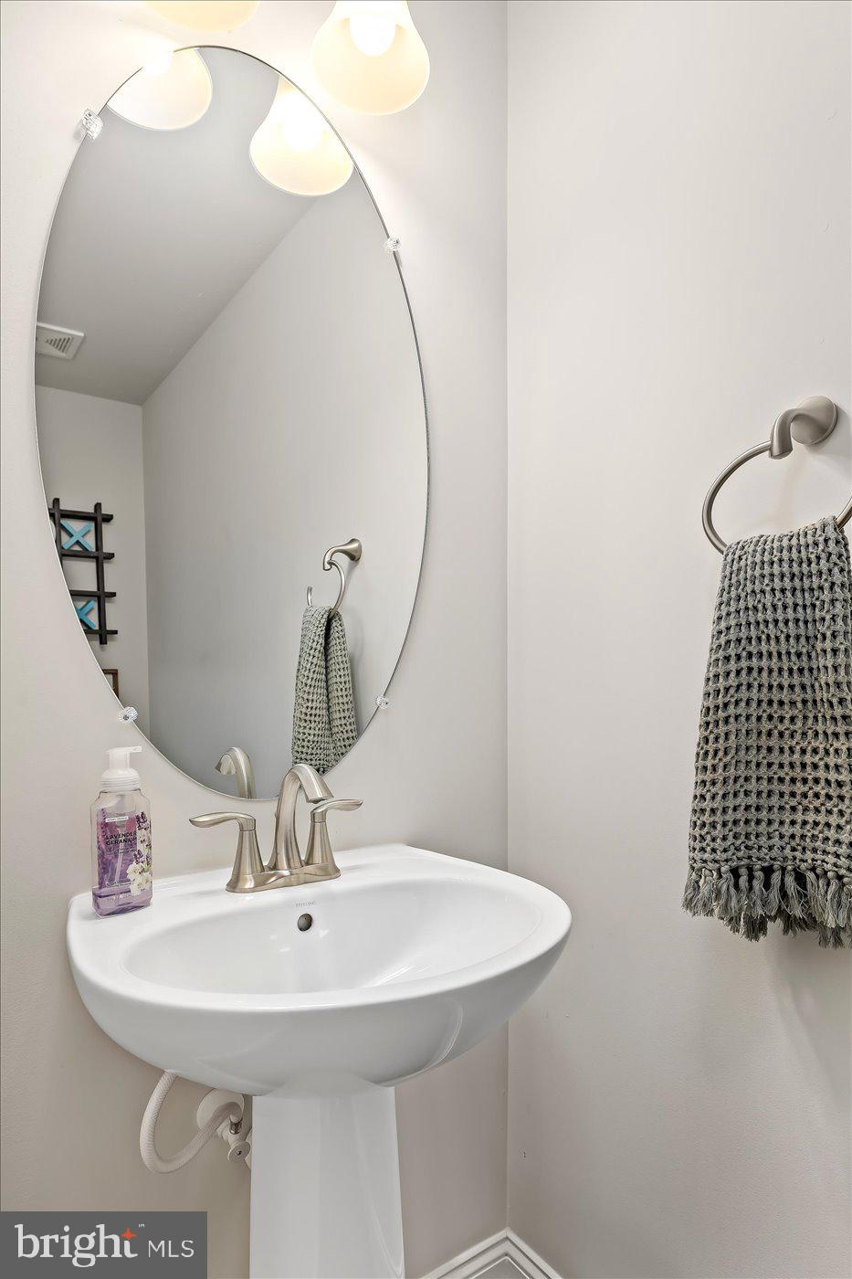 LIBERTY KNOLLS - Residential