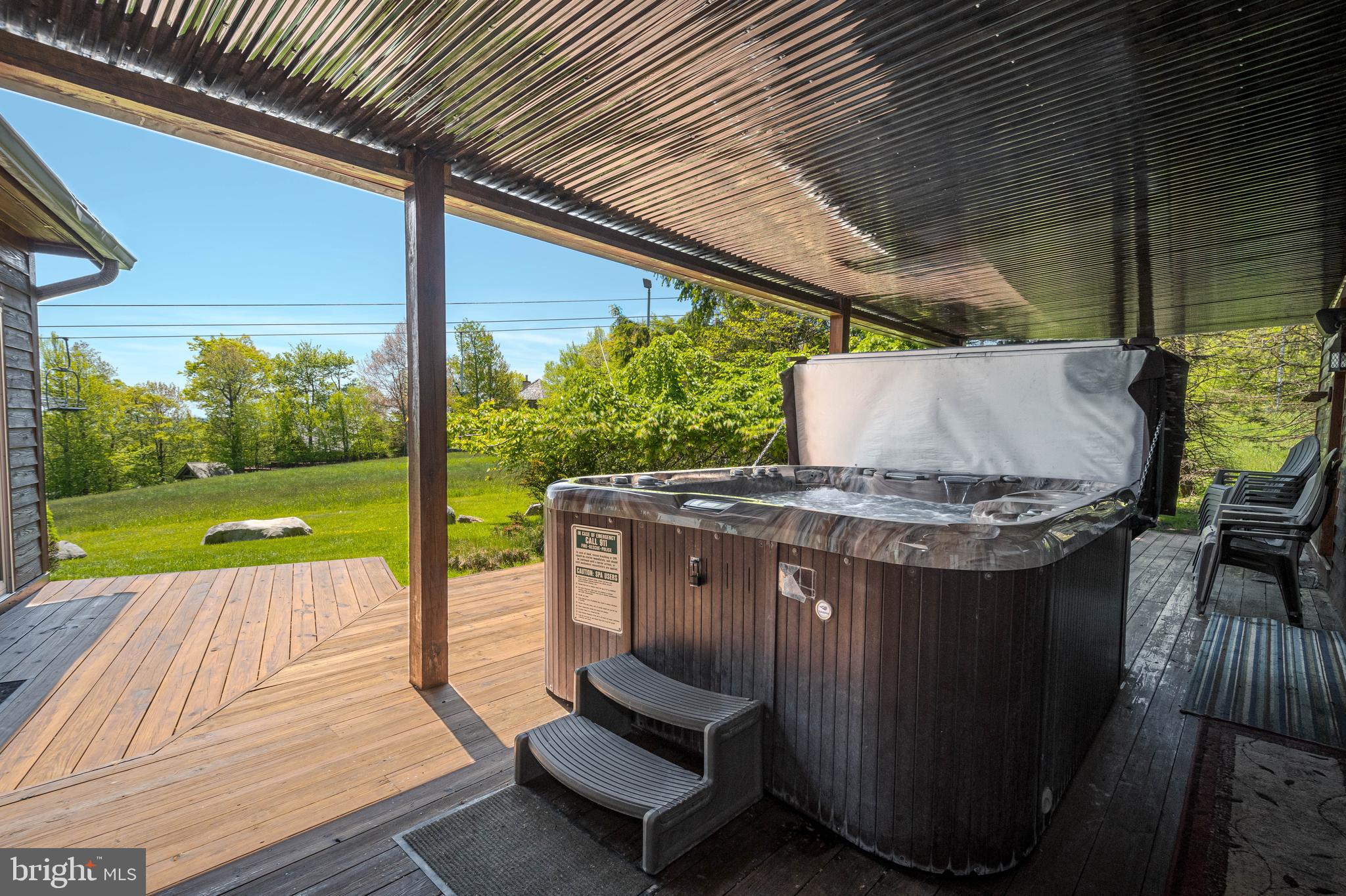 BOULDER RIDGE - Residential