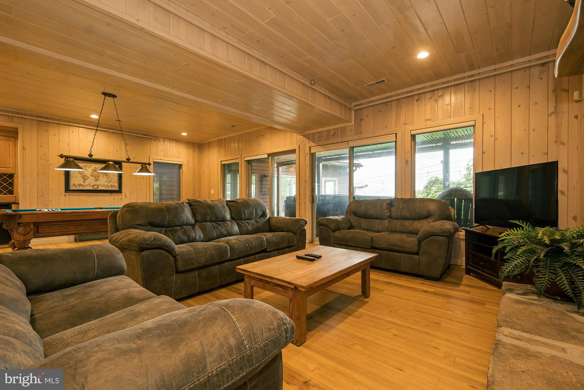 BOULDER RIDGE - Residential