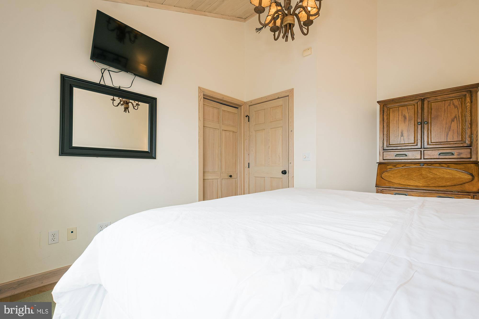 BOULDER RIDGE - Residential