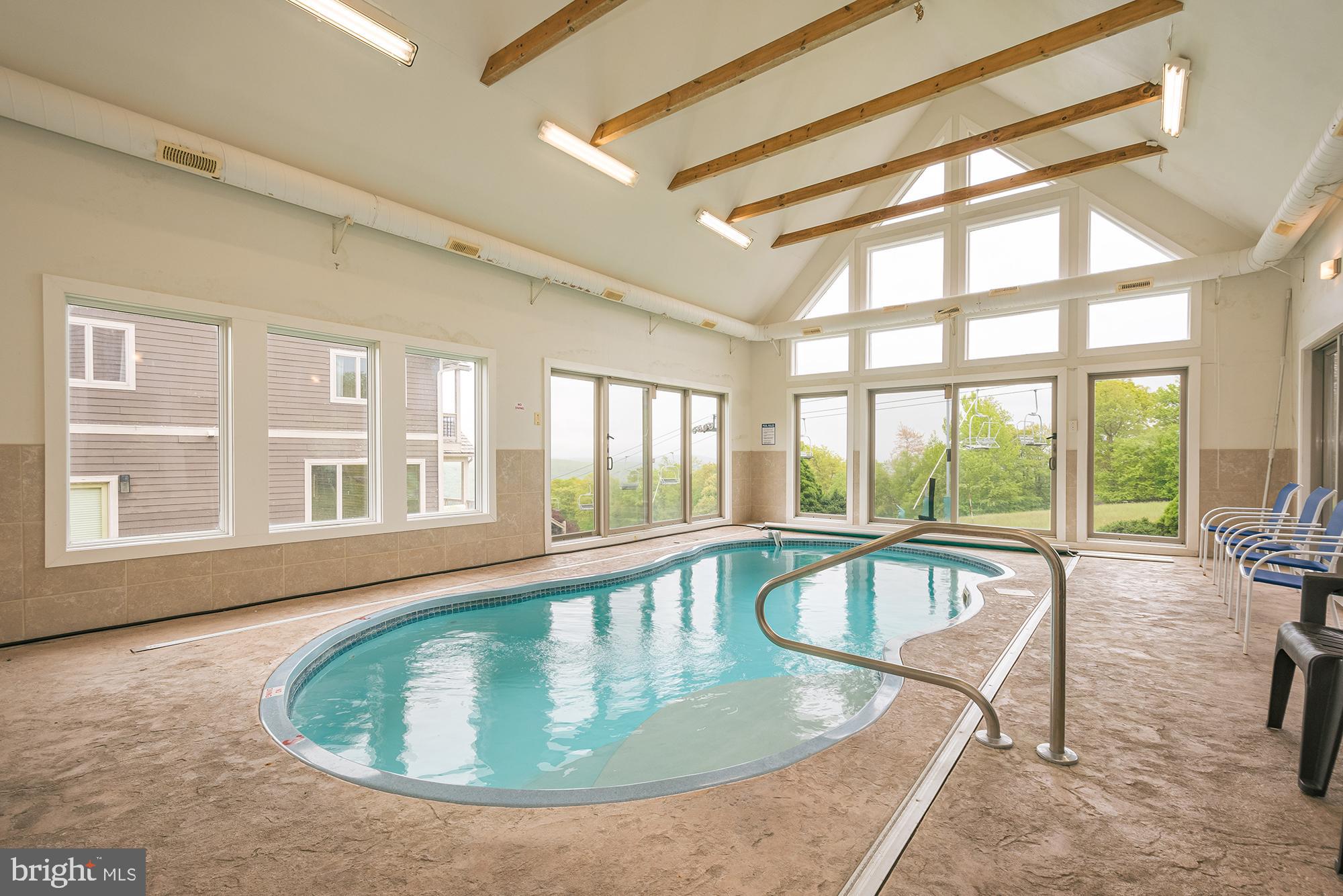 BOULDER RIDGE - Residential